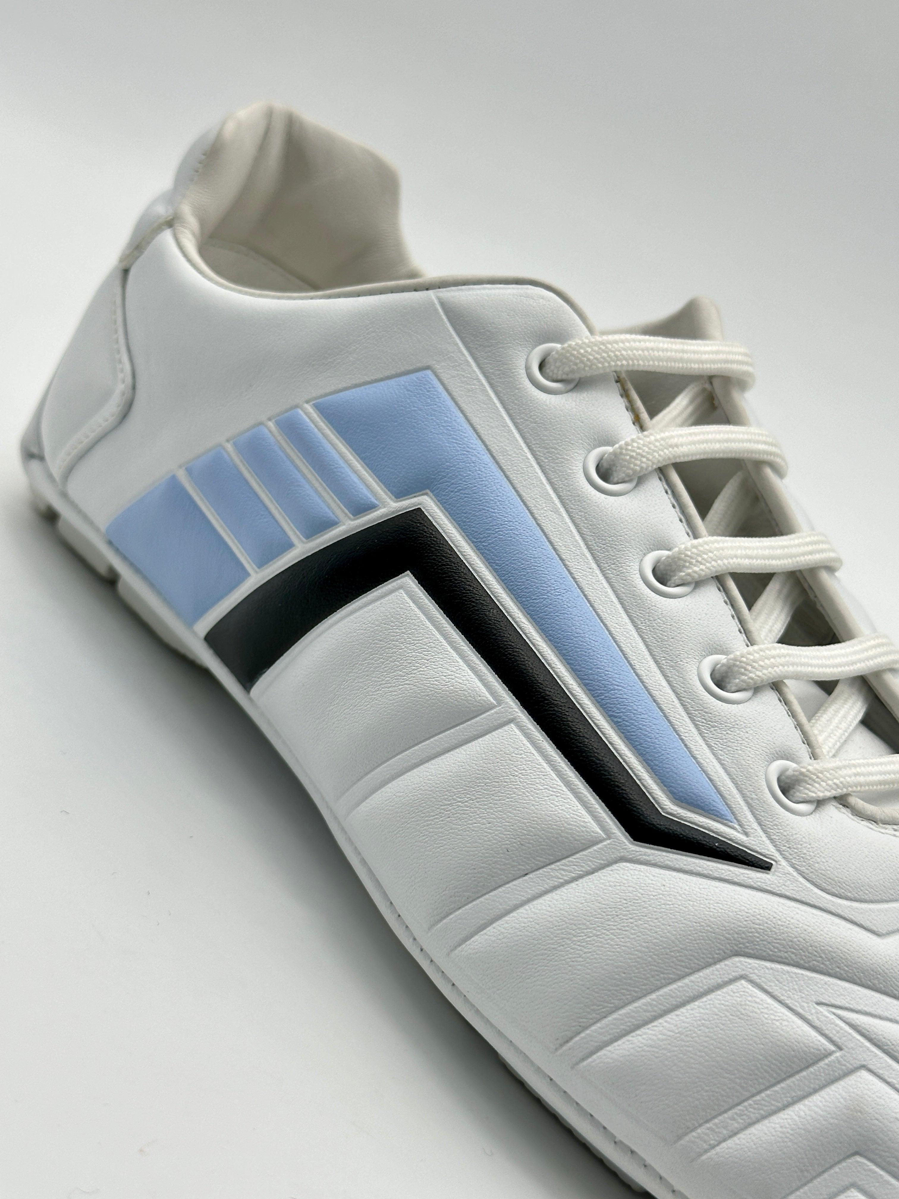 Rev Sneakers