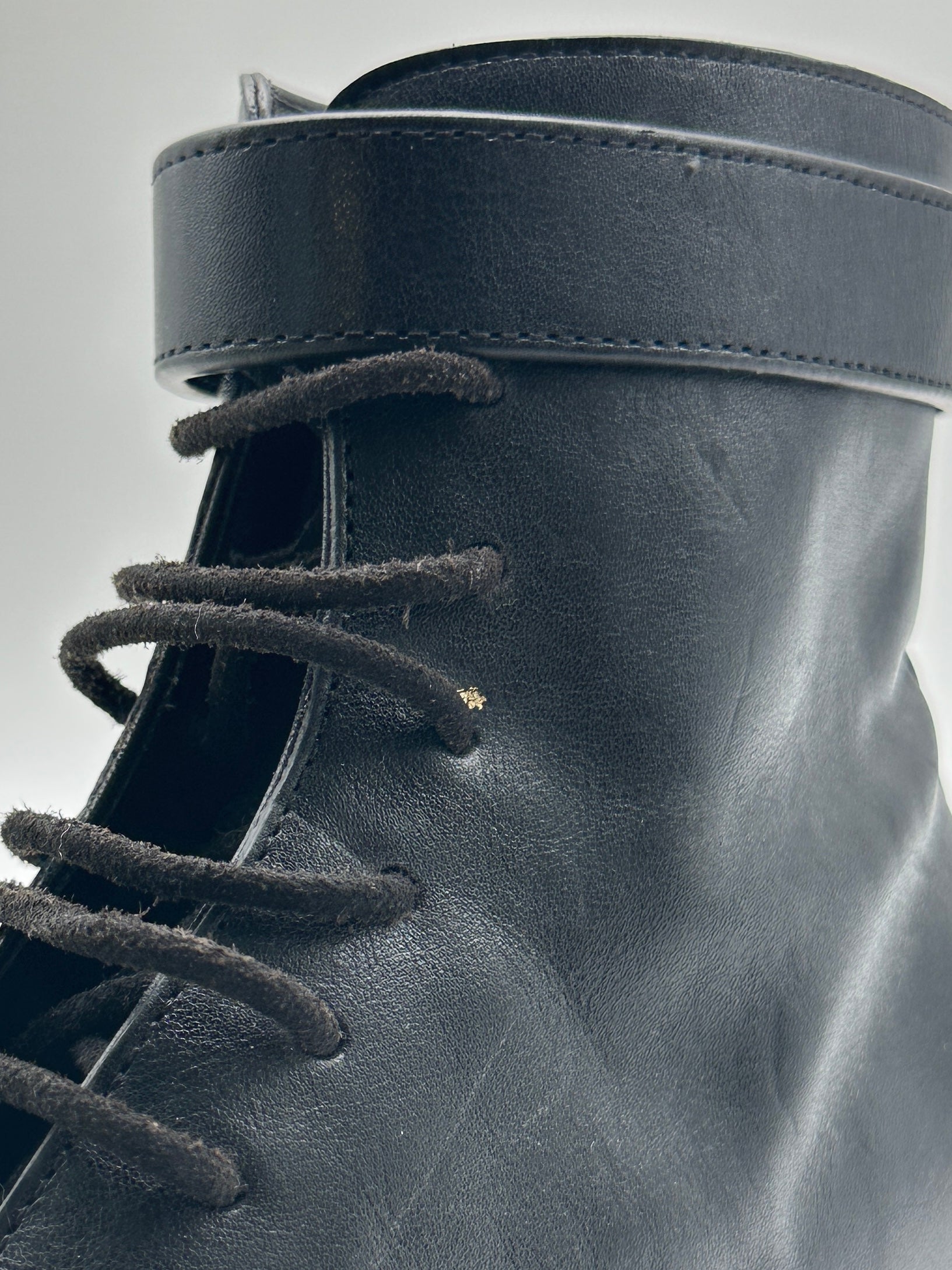 Stivaletto Stringato