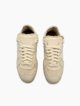 - | Qlhype