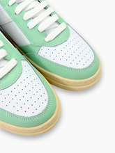 - | Qlhype