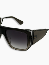 - | Qlhype