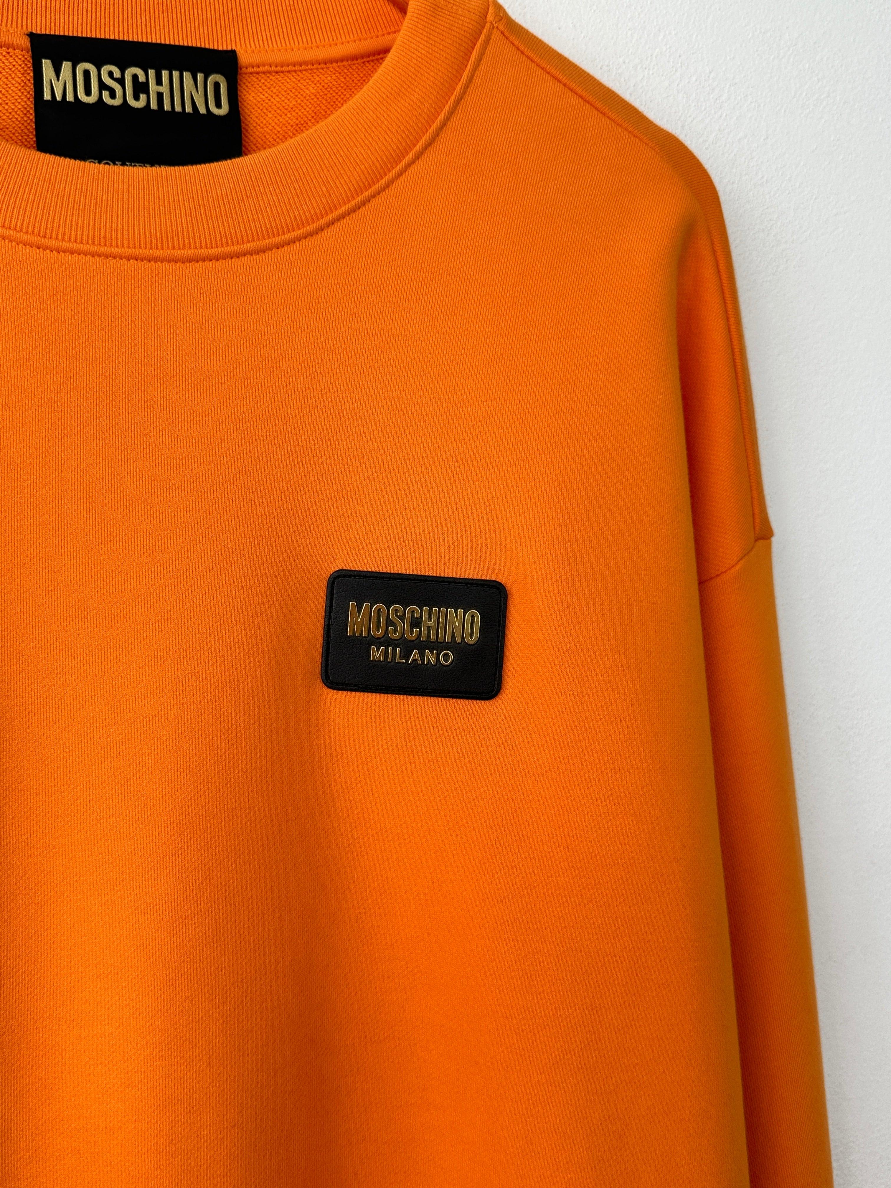 Sweatshirt logo