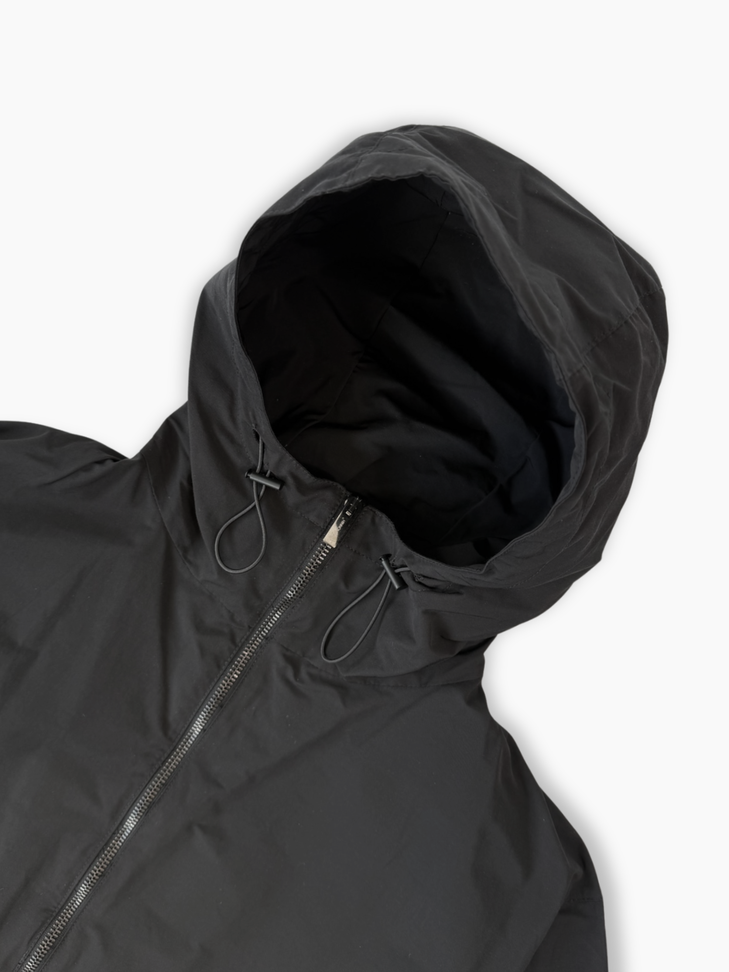Parka Nero Con Cappuccio