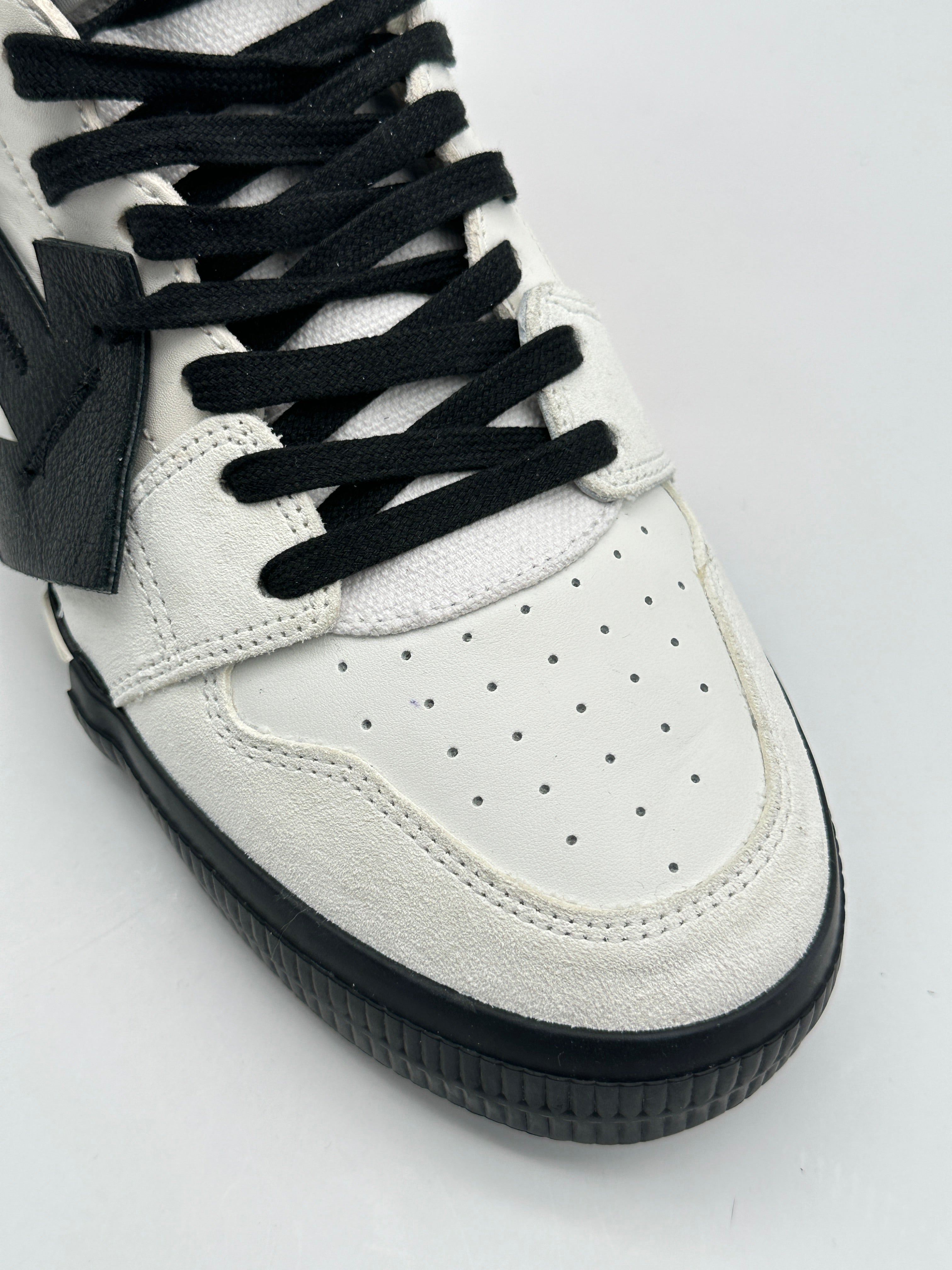 Vulcanized Leather High Sneakers