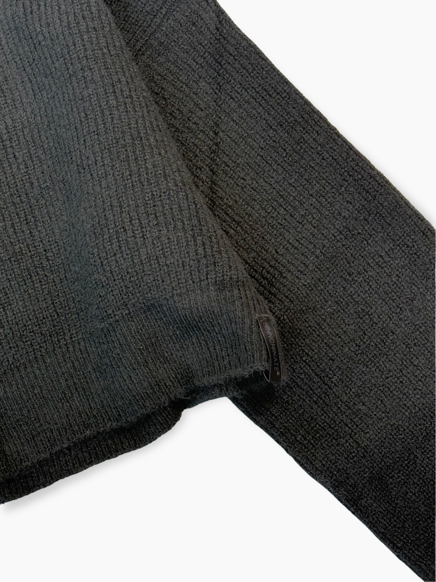 Maglia Nera Cropped Con Collo Alto
