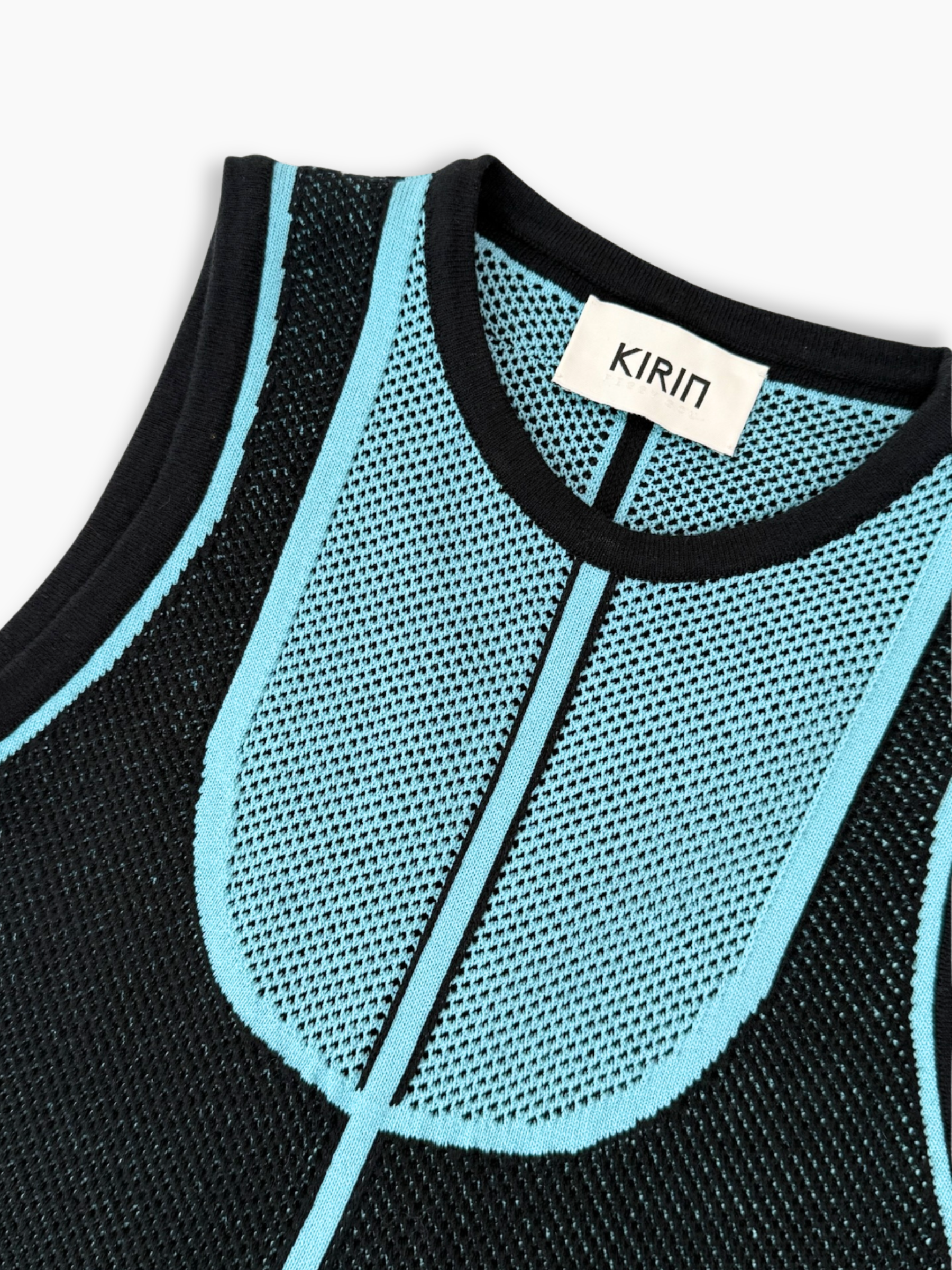 Vestito Smanicato In Maglia Tecnica