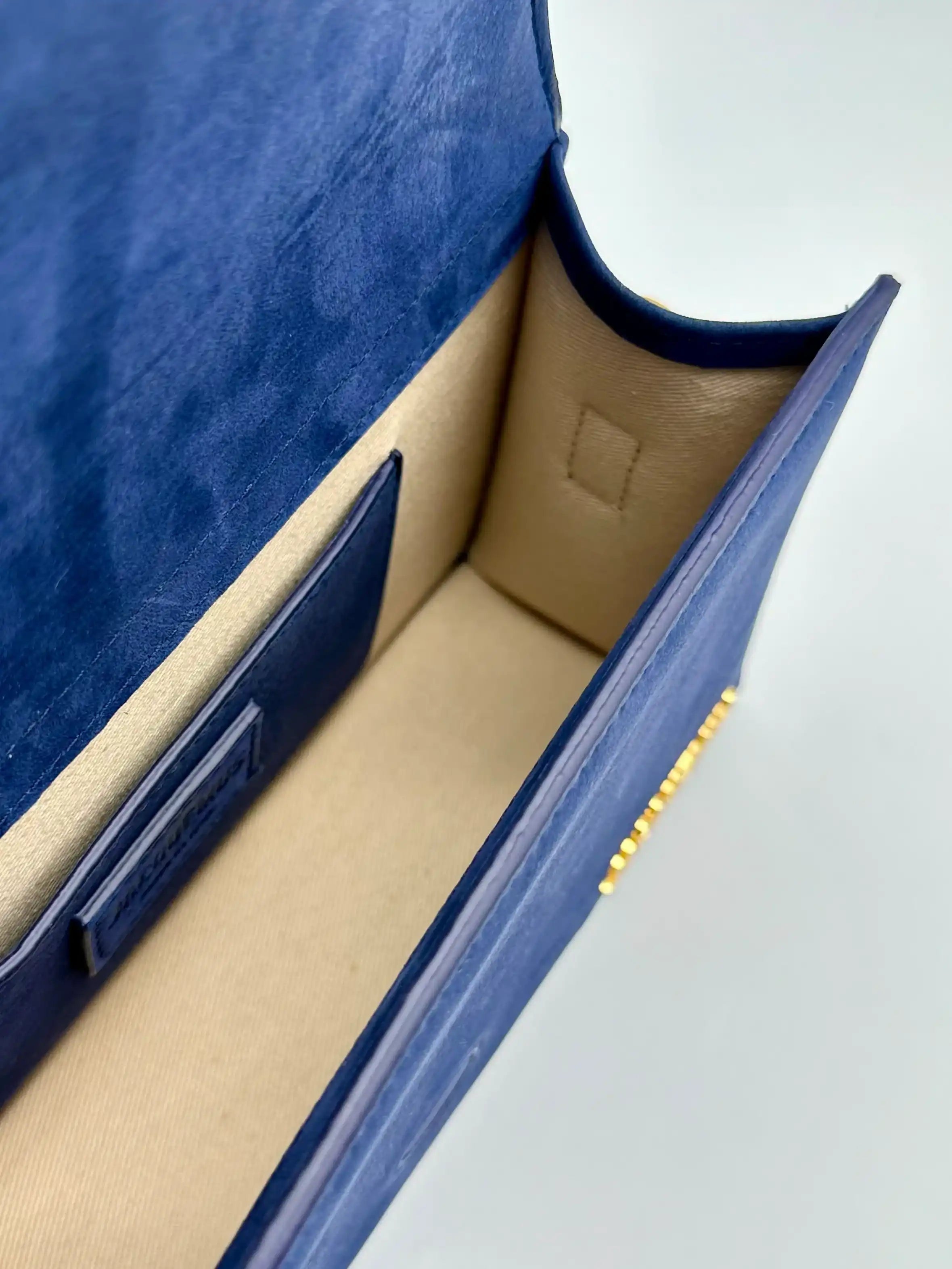 Borsa Le Grand Bambino in Suede Blu Scuro