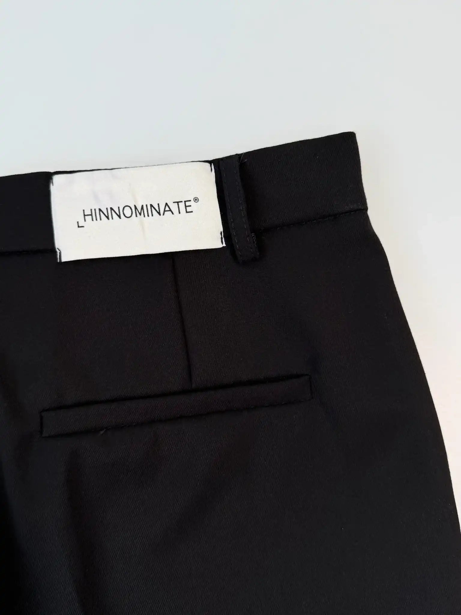 Pantaloni Neri A Gamba Dritta