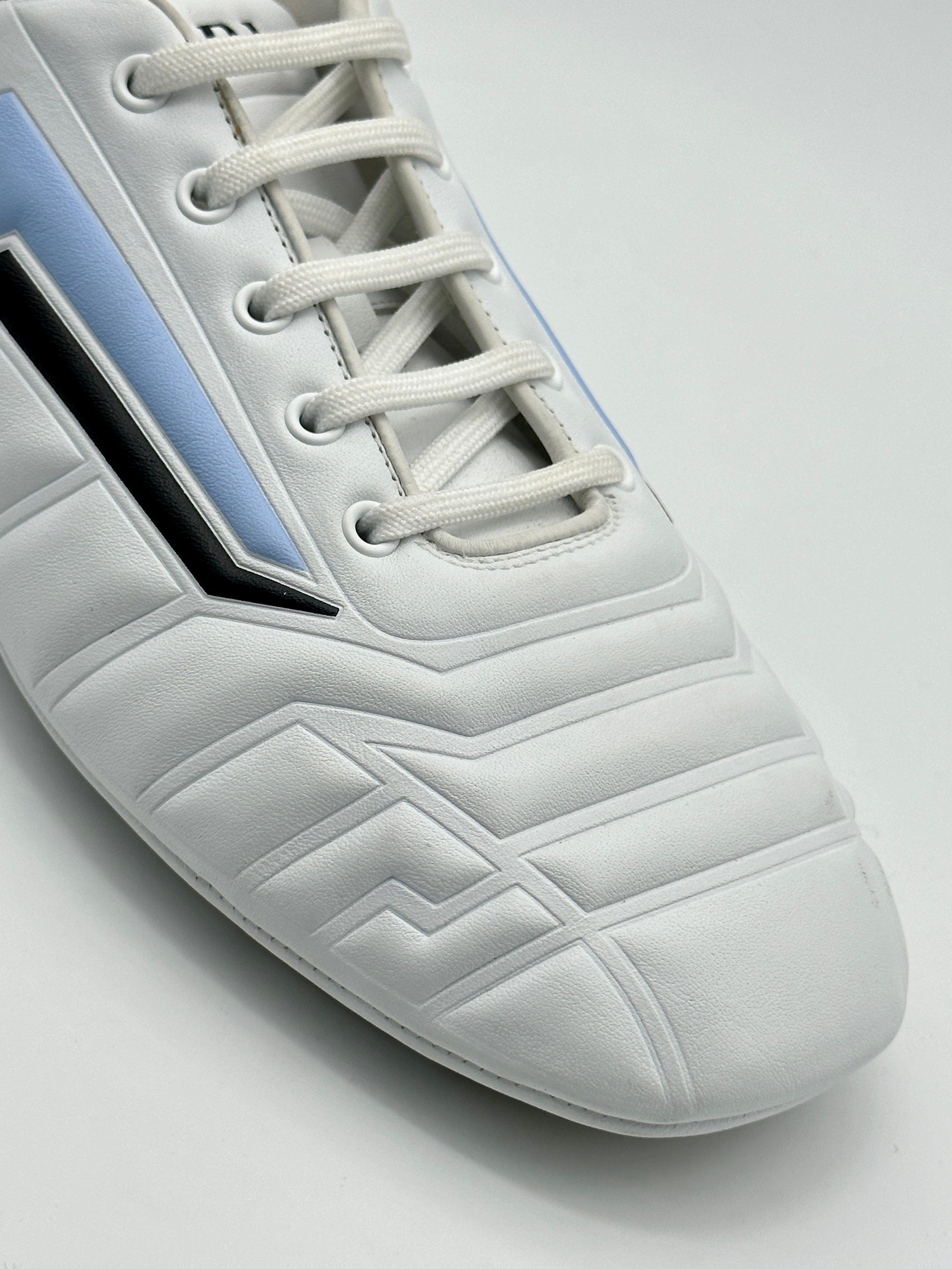 Rev Sneakers