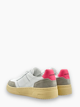 - | Qlhype