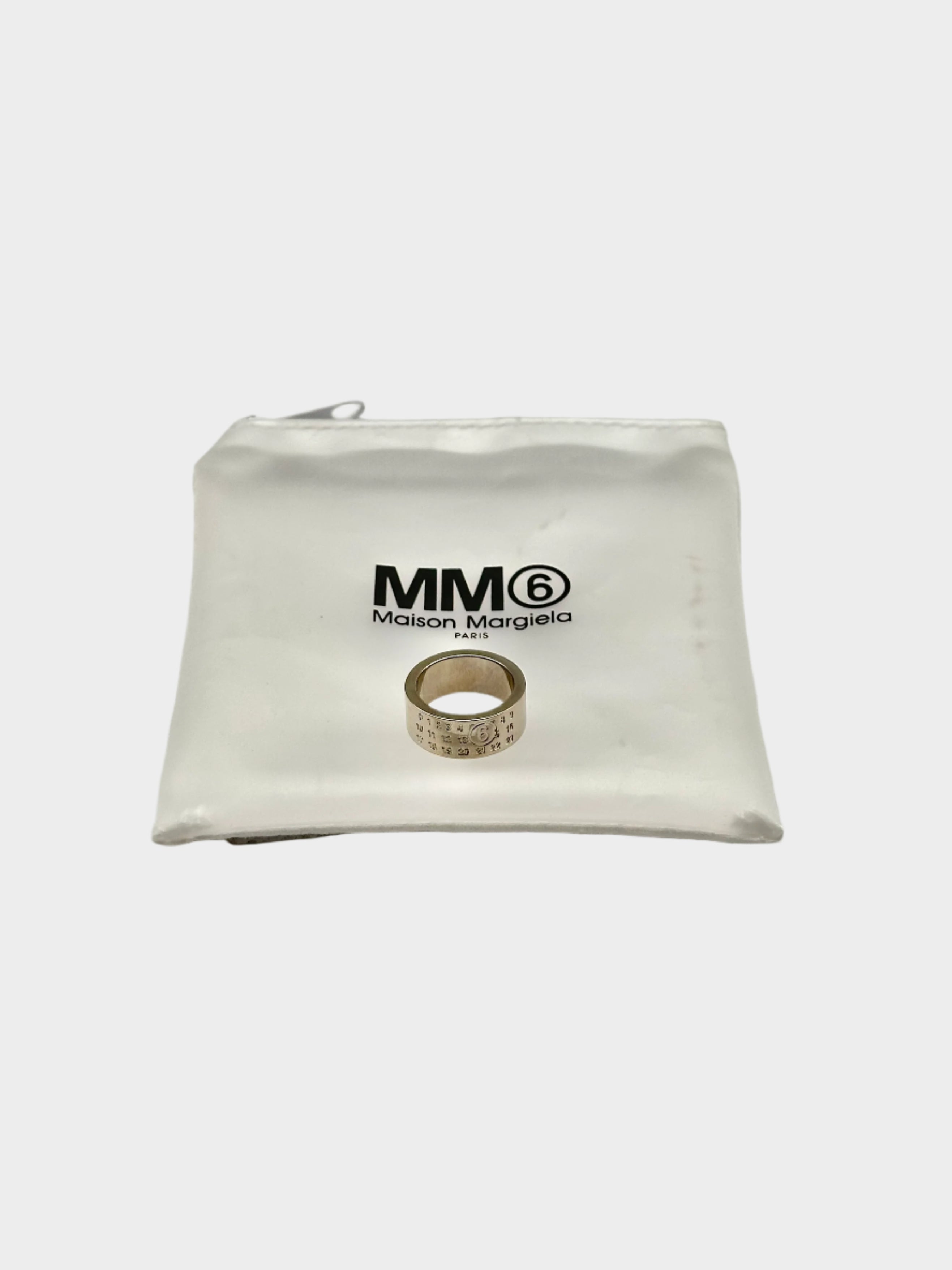 MM6 Signature Number Ring