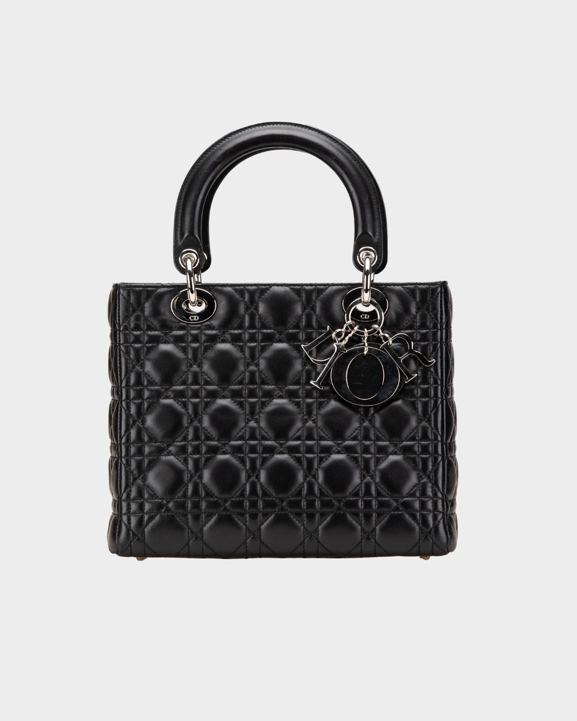 Lady Dior nera in pelle con charm silver vista frontale