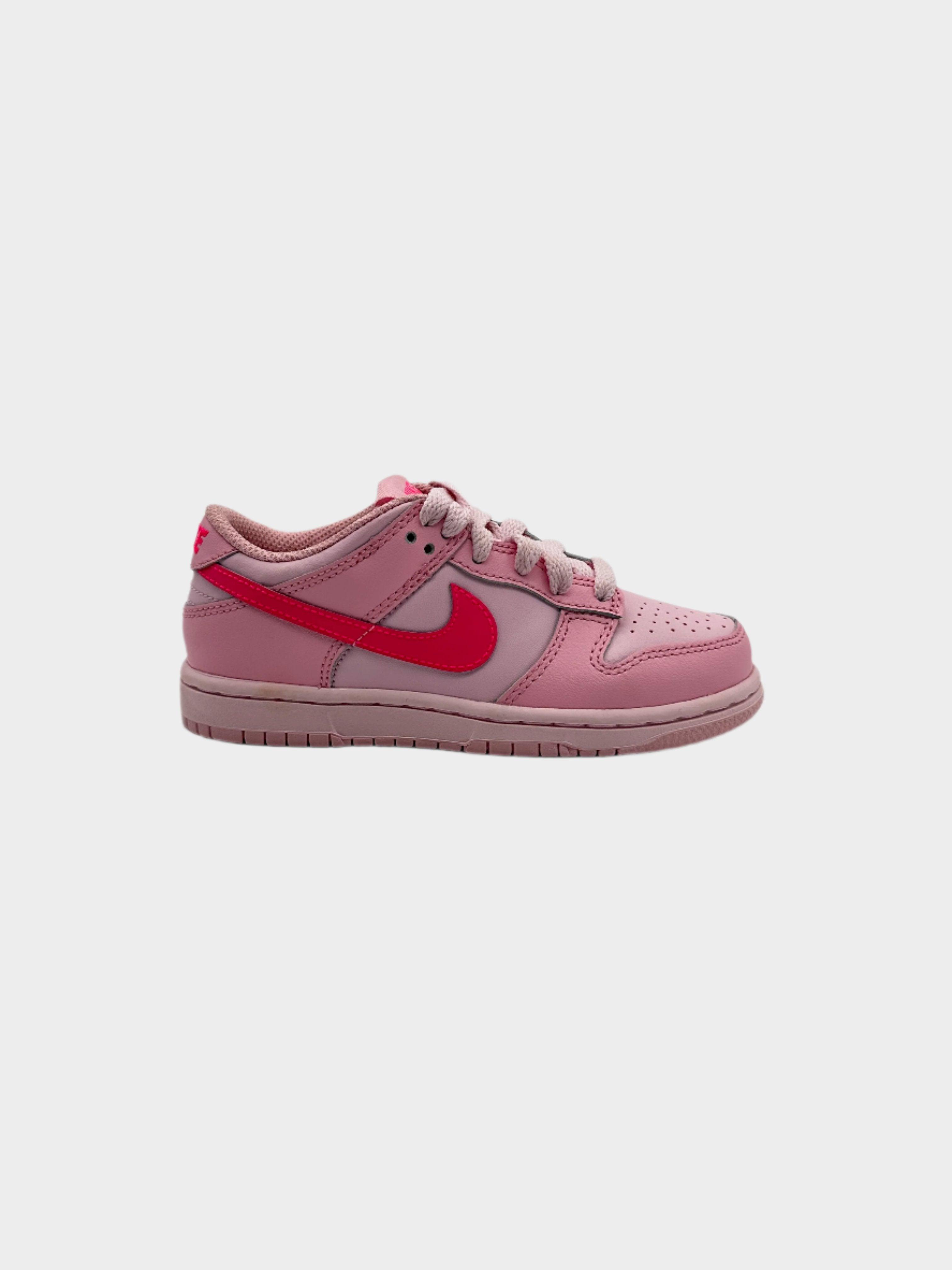 Dunk Low Triple Pink