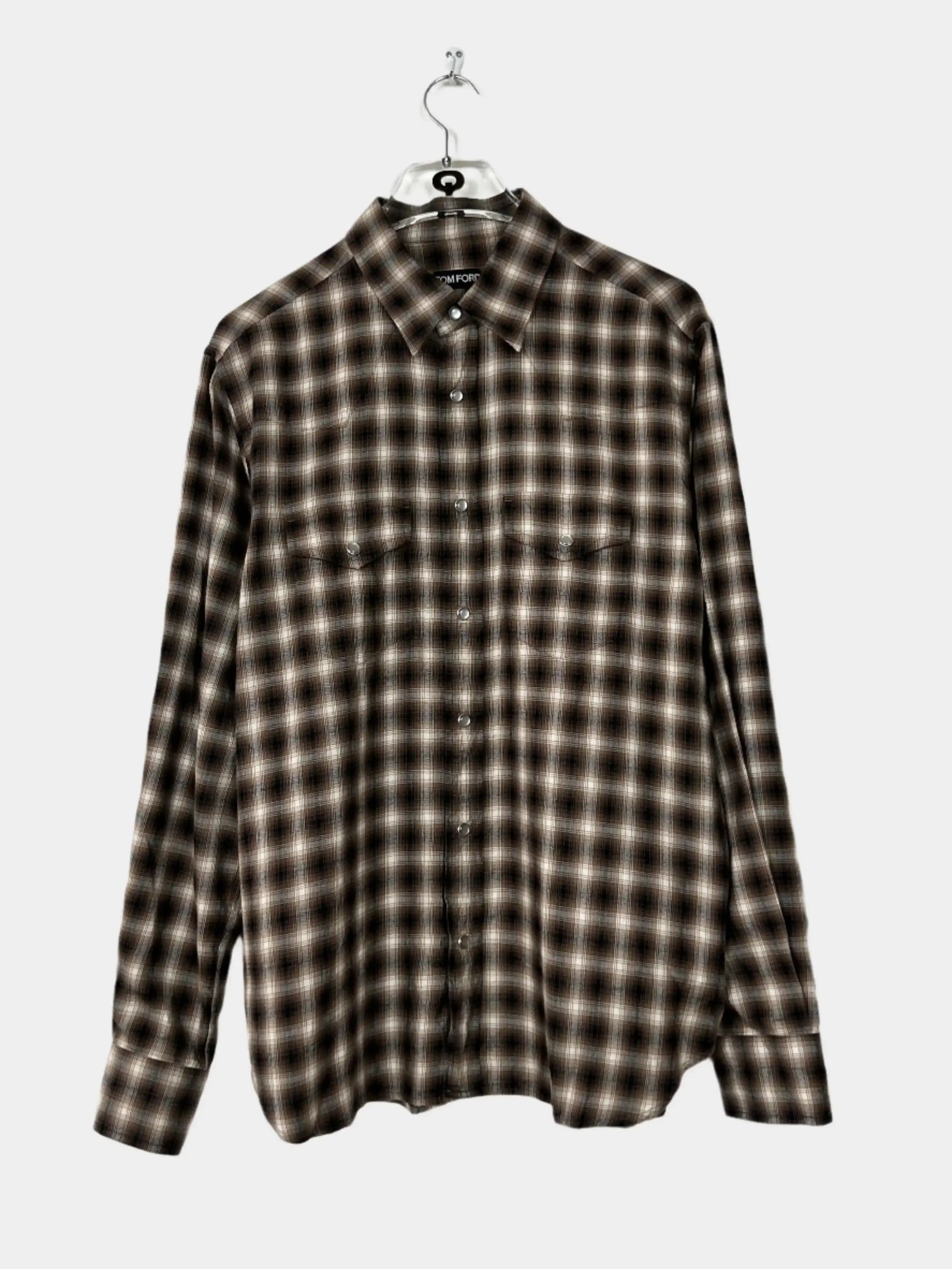 Camicia Marrone con Tasche Frontali con Patta e Bottoni