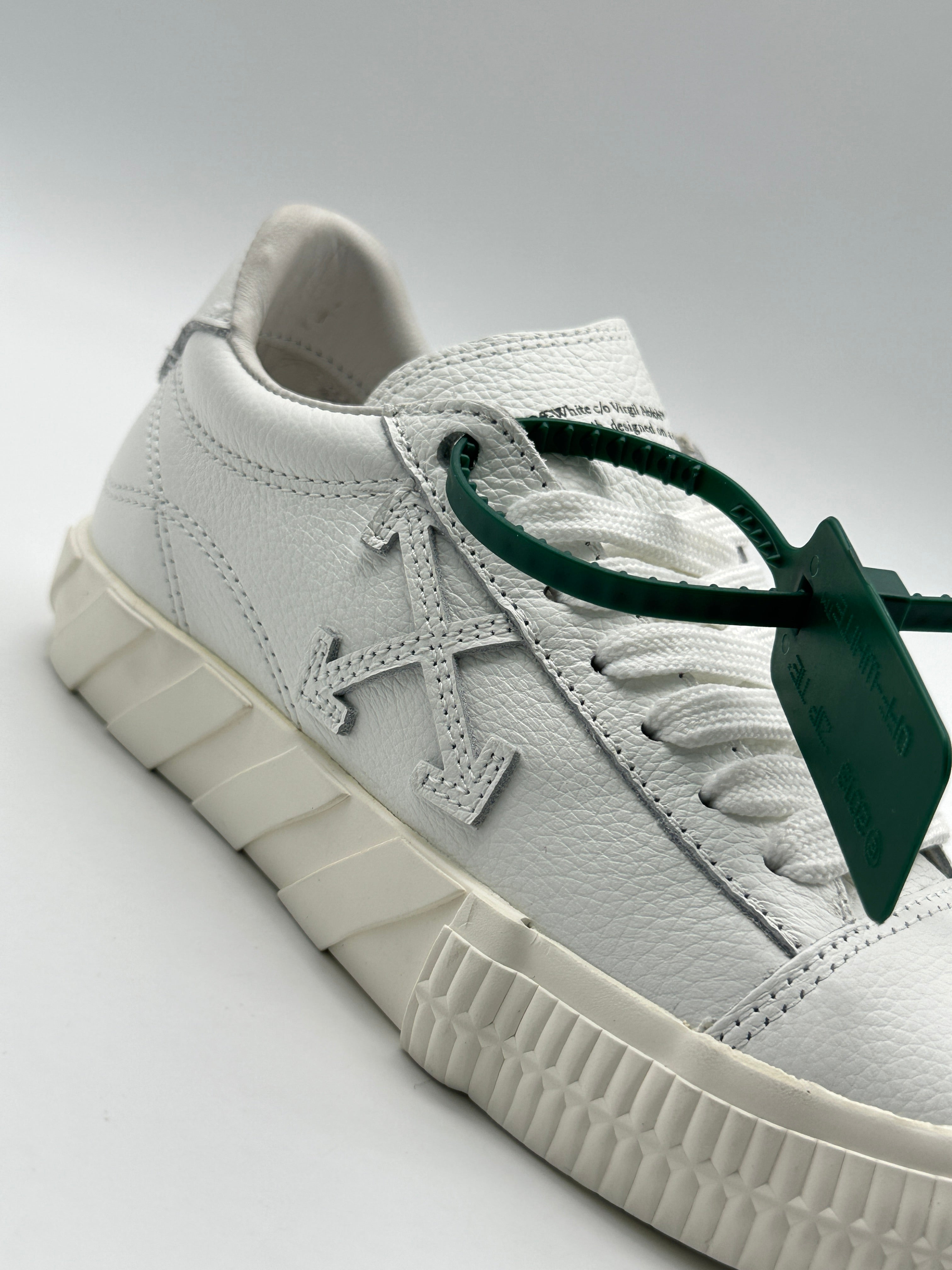 Vulcanized Sneakers In Pelle