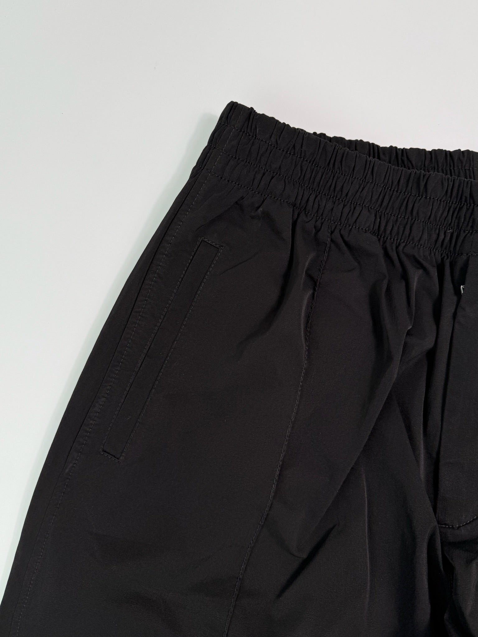 Pantaloni Neri Con Polsini Elasticizzati