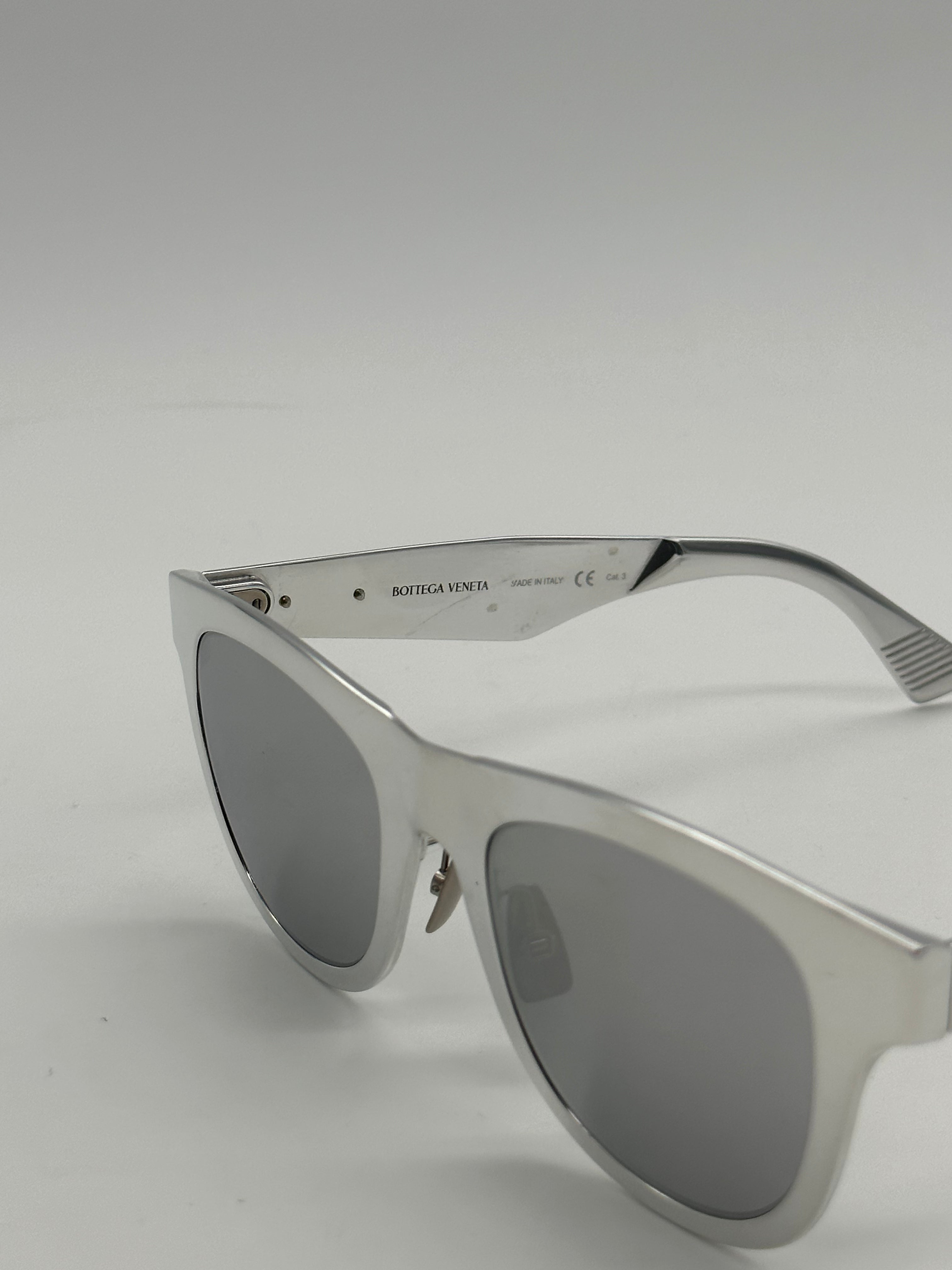 Silver Mirror Sunglasses