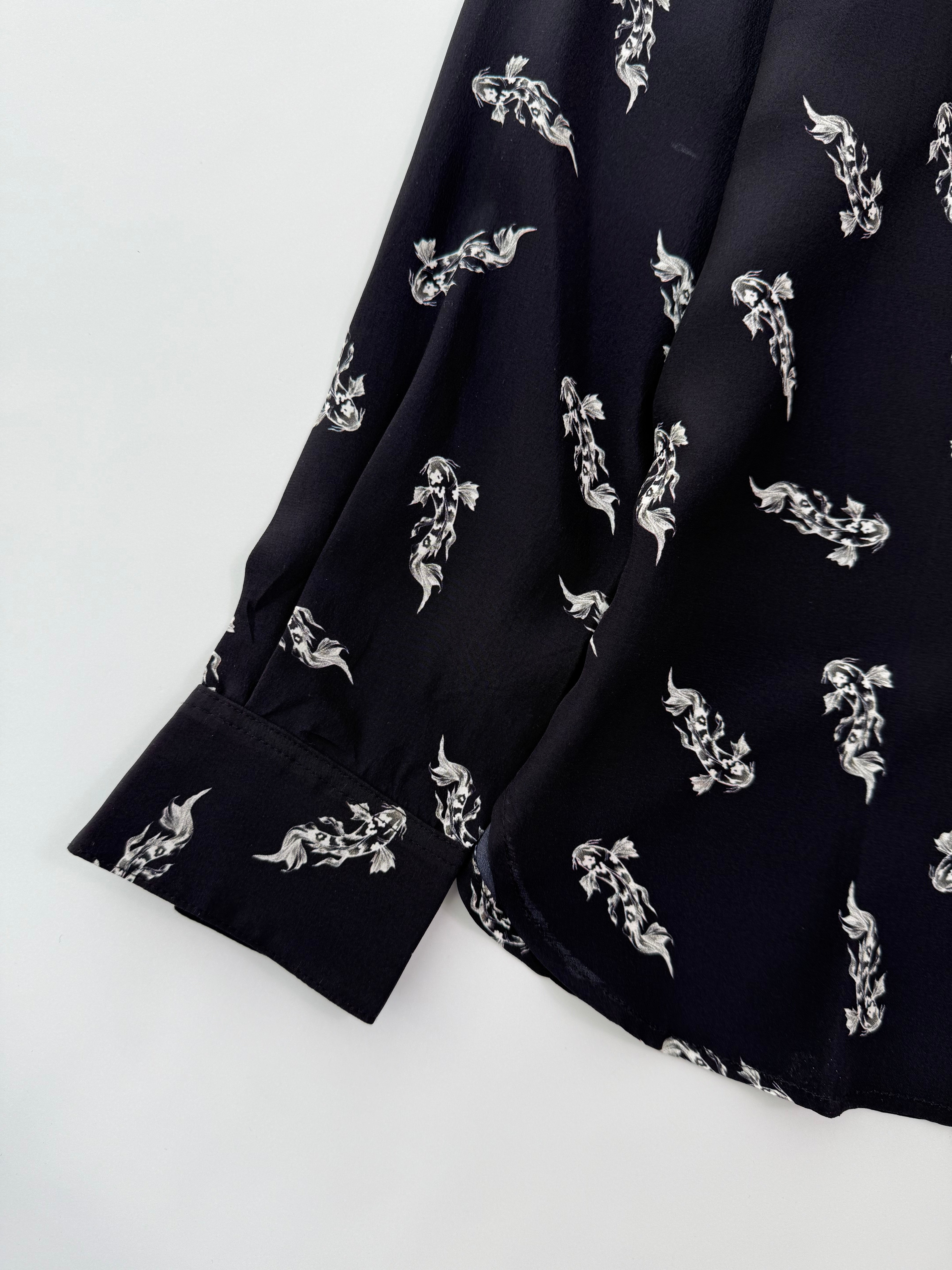 Camicia In Seta Nera Con Stampa Pesci Bianchi
