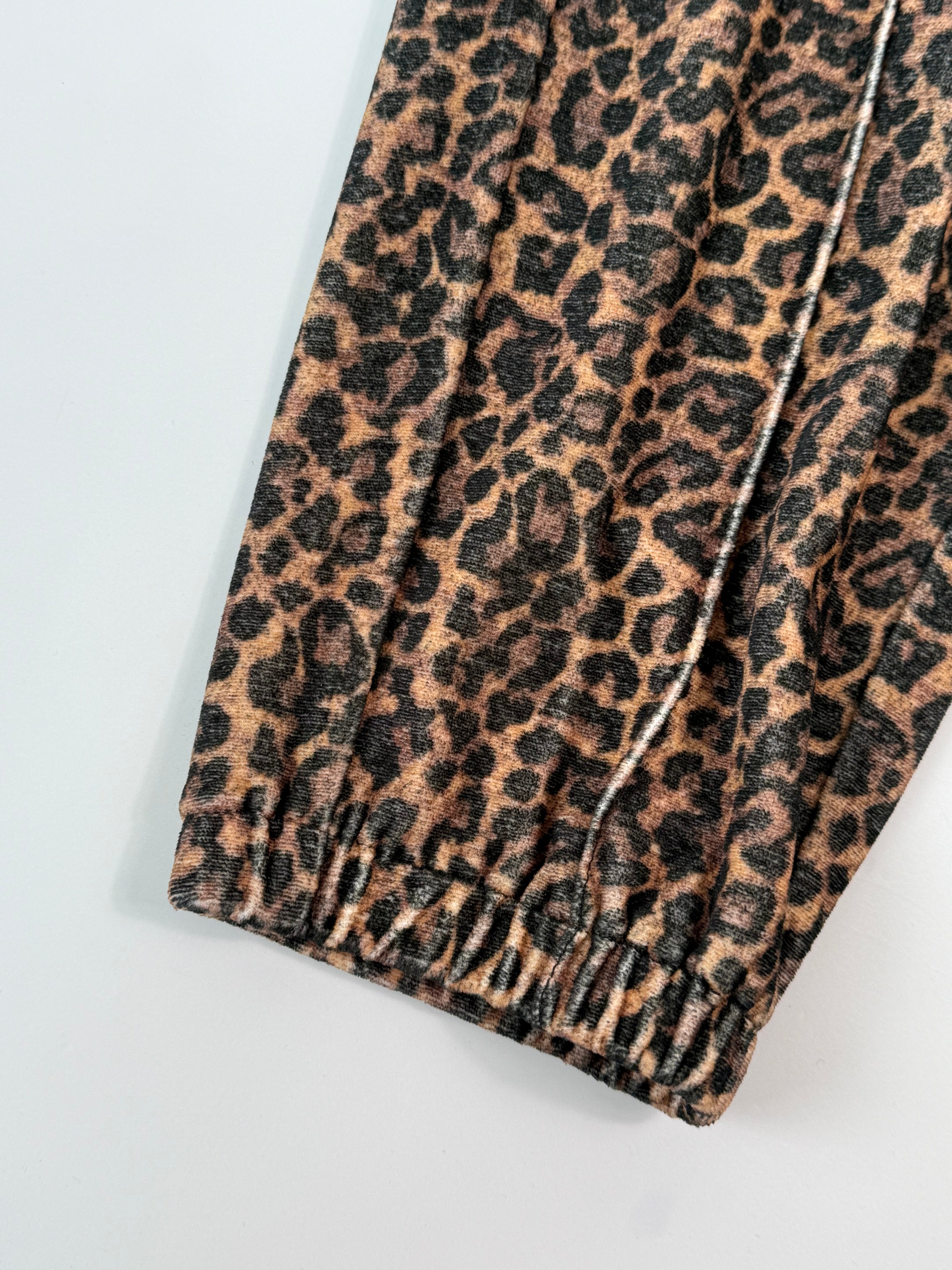 Pantaloni Animalier Marrone In Velluto Con Fondo Elasticizzato