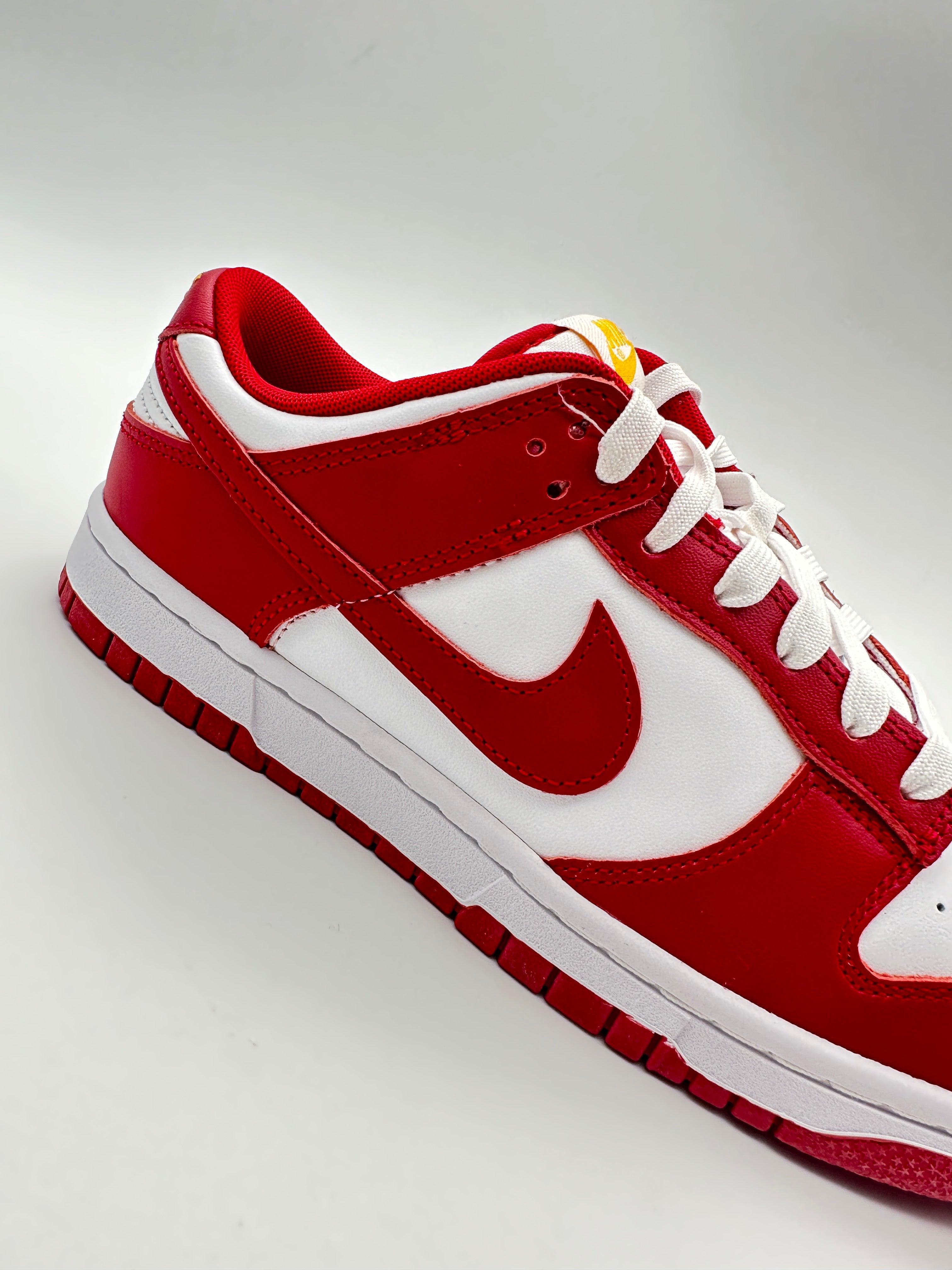 Low Dunk Sneakers