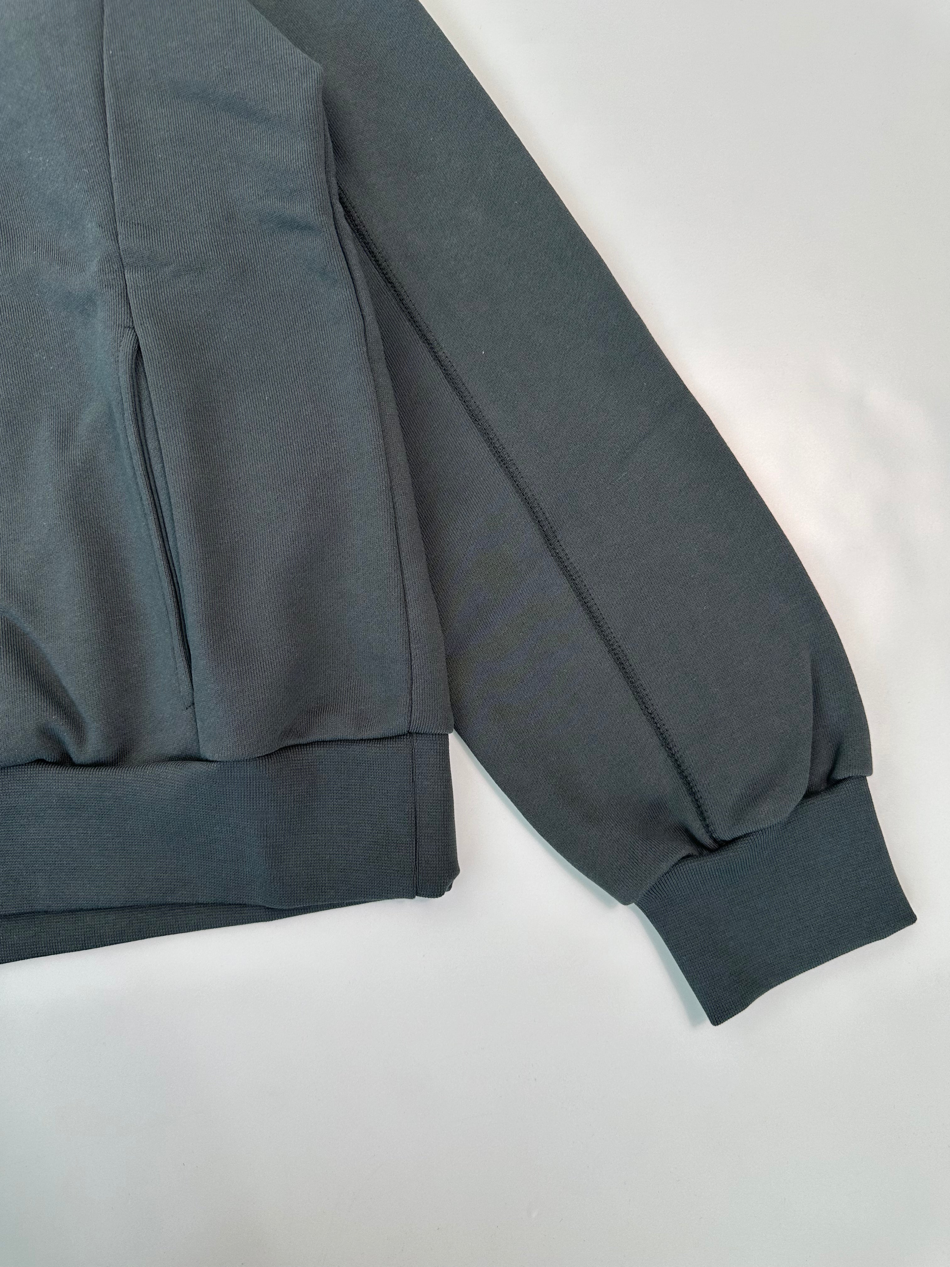 Felpa Ferro Con Raglan E Cappuccio Con Doppie Cuciture