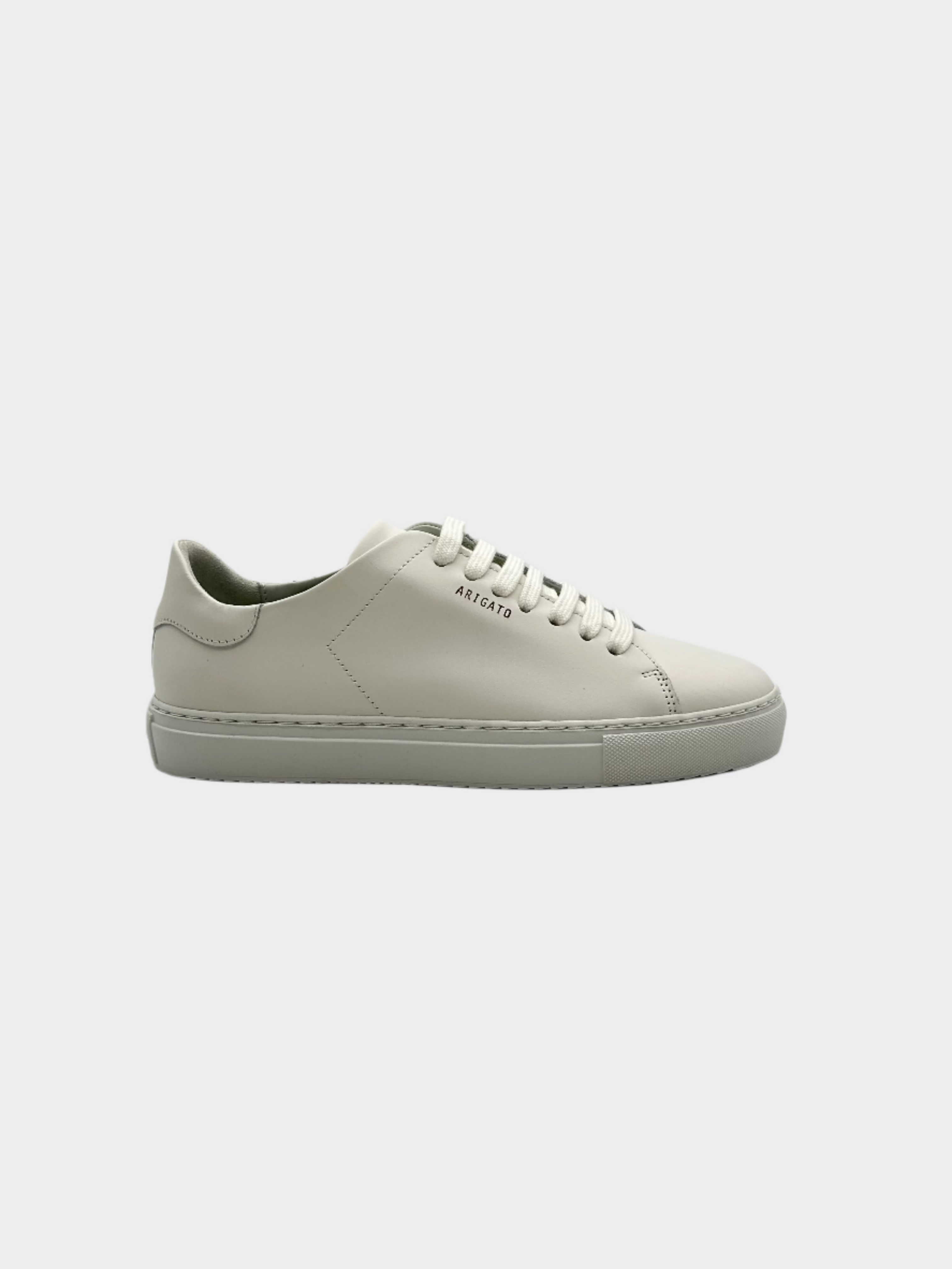 Low Sneakers