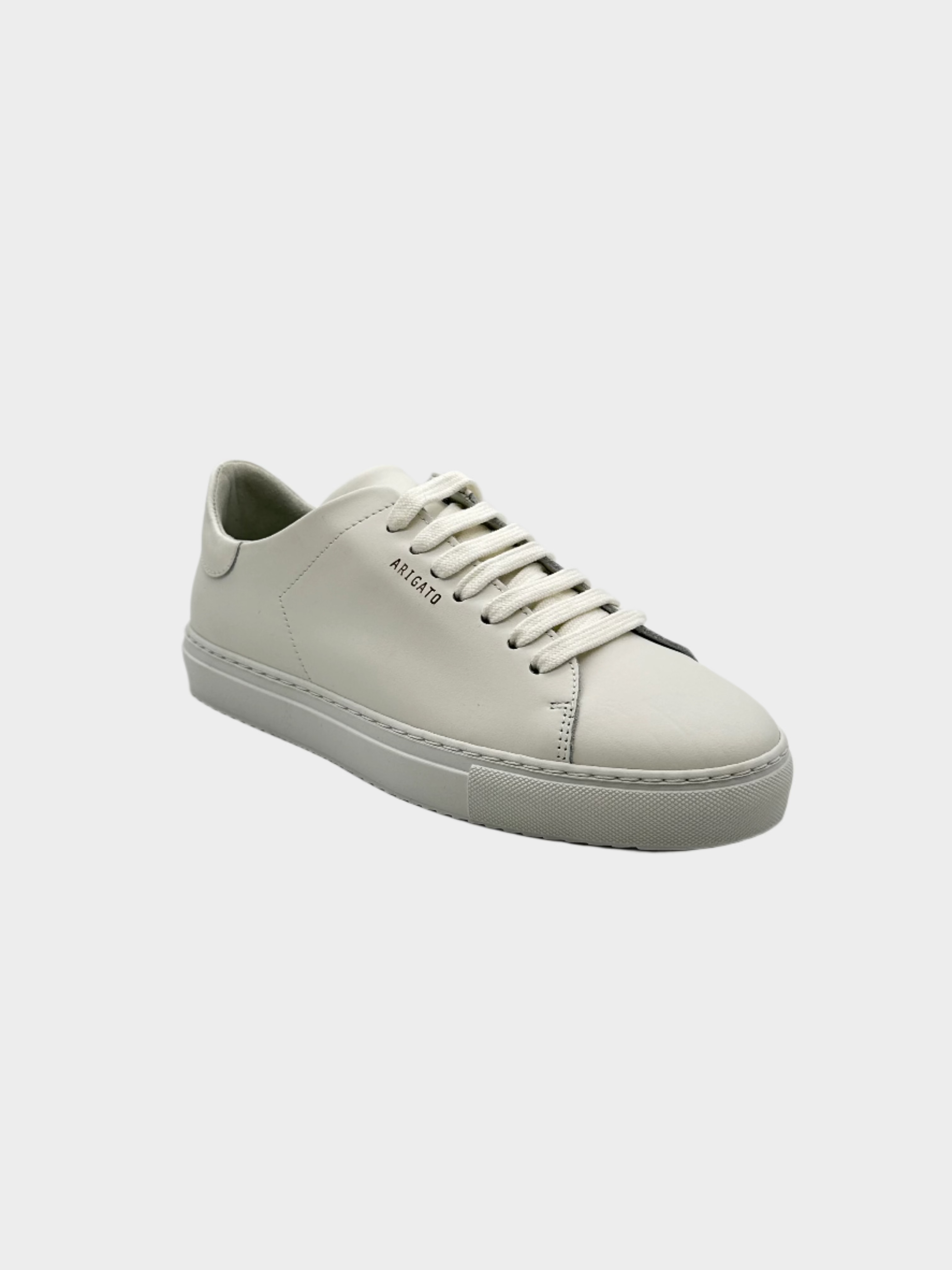 Low Sneakers