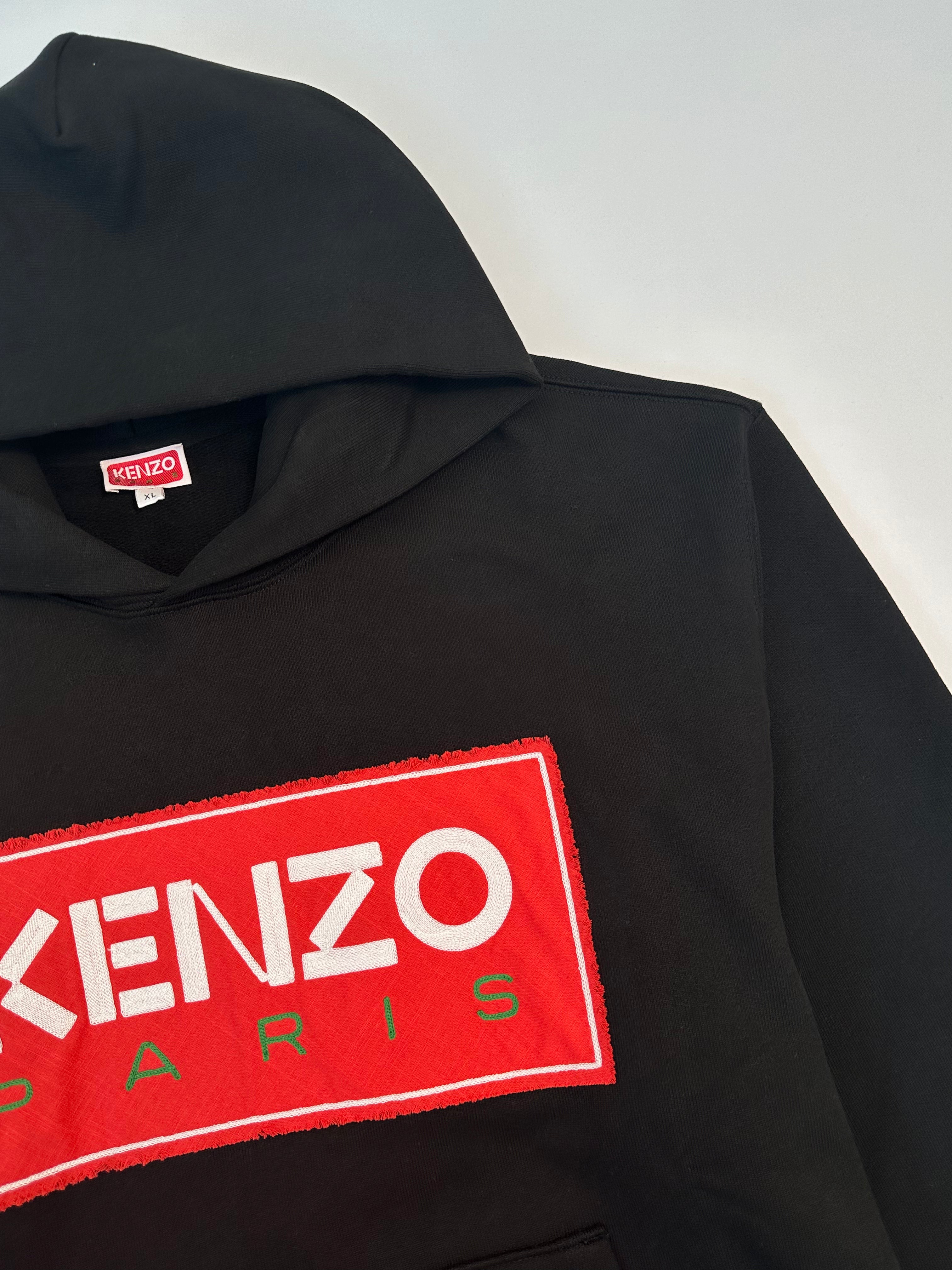 Felpa Paris Classic Hoodie Nera Con Logo Ricamato