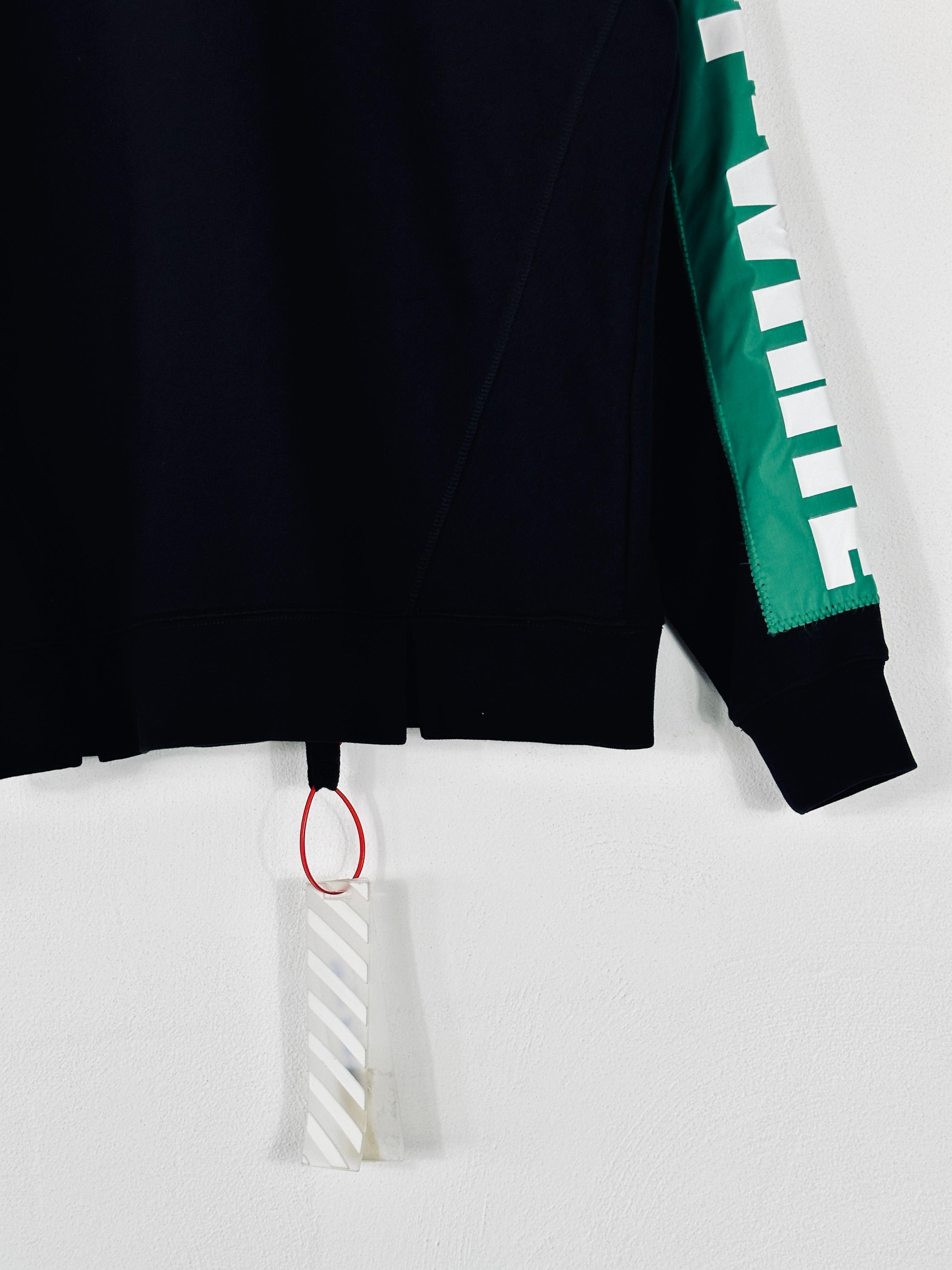 Sweatshirt logo