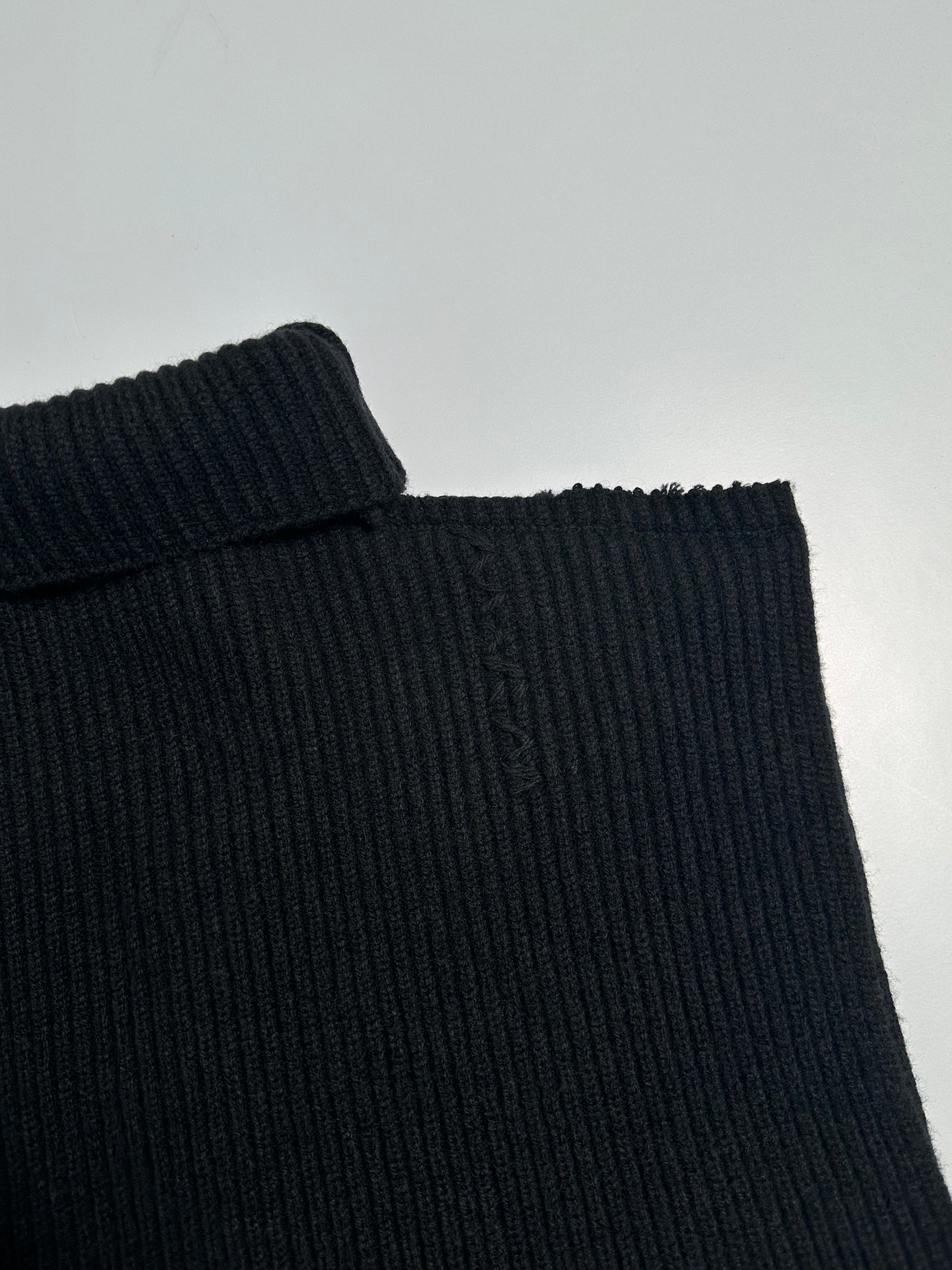 Maglione Gilet Nero In Lana Vergine Con Cucitura A Vista