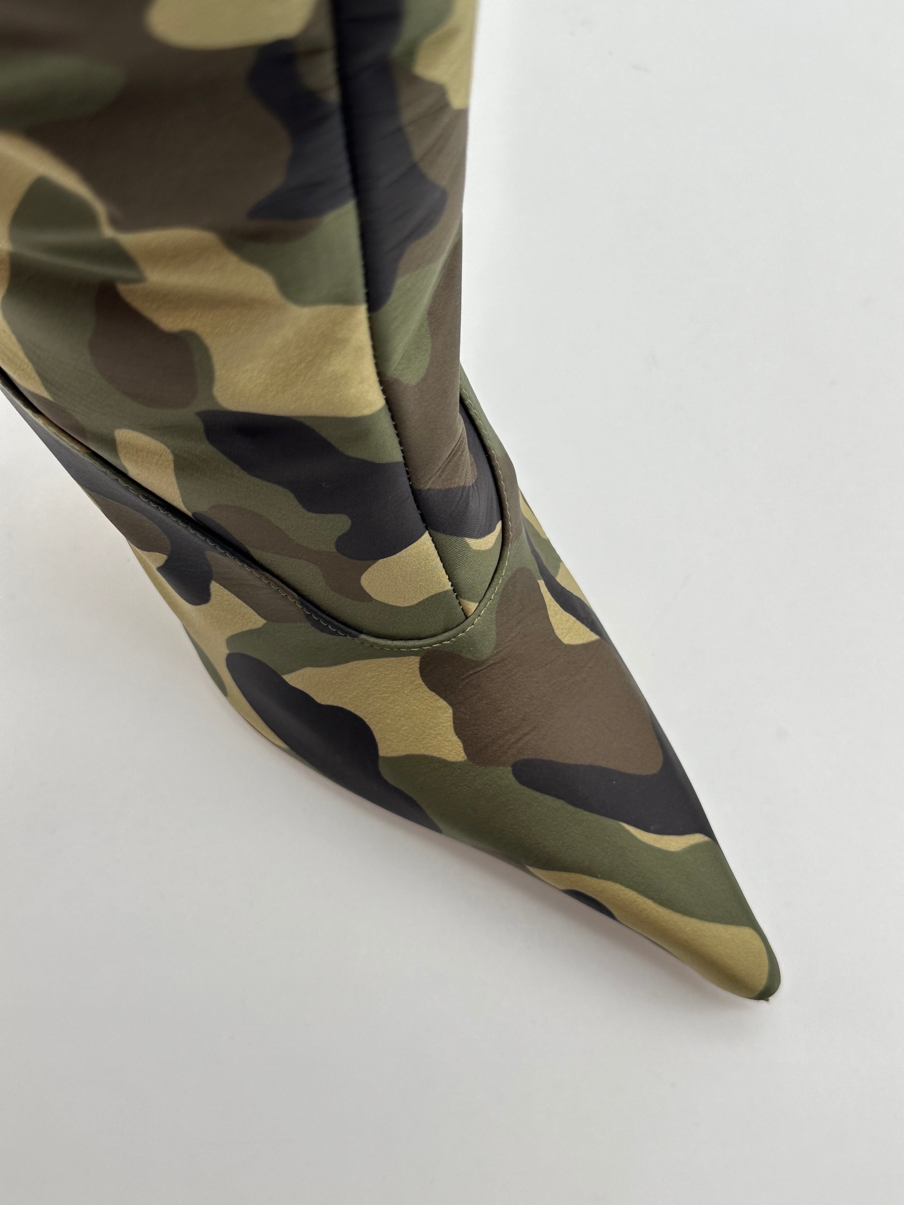 Stivale Overknee Camouflage Con Tacco A Spillo