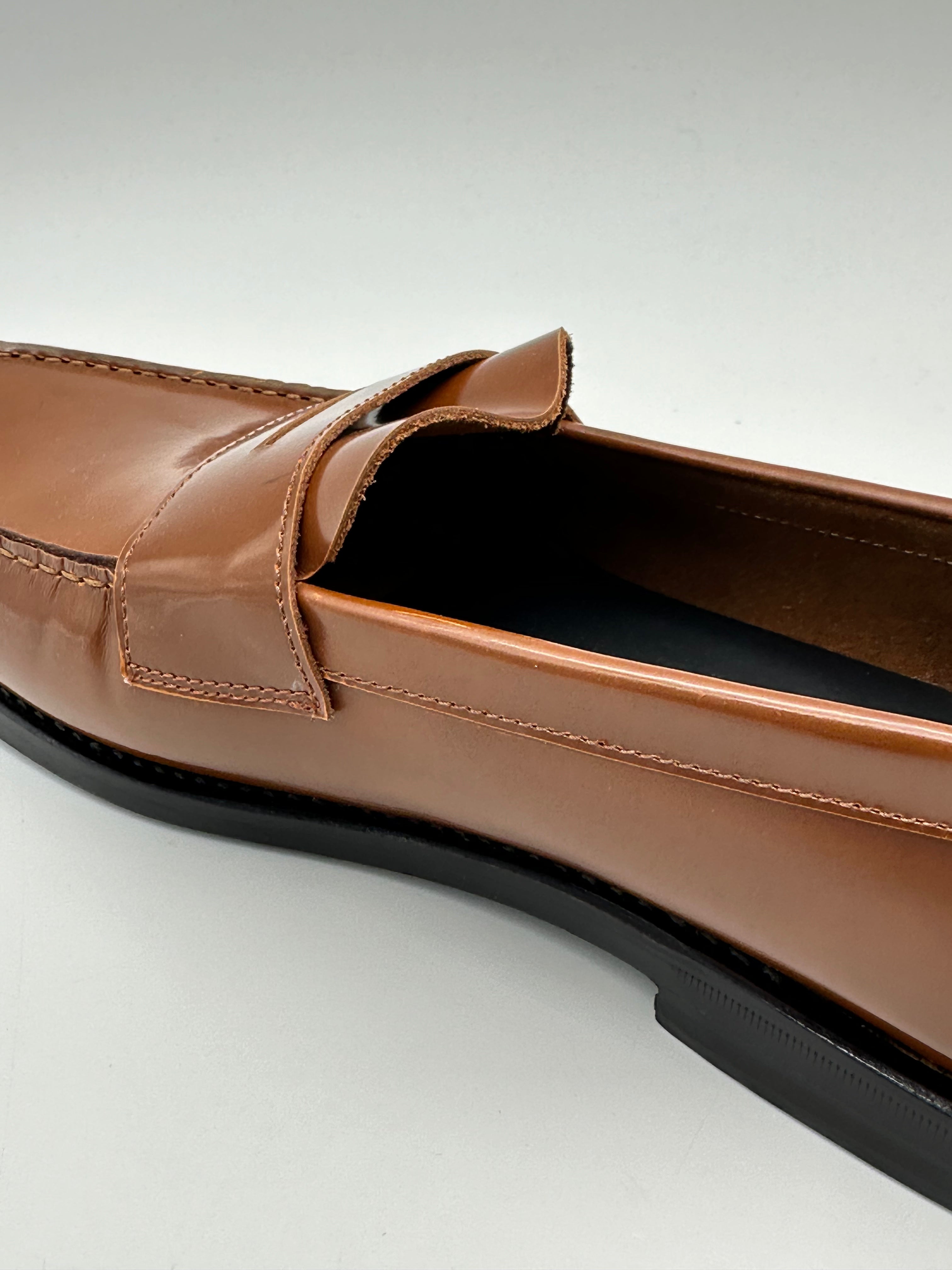 Penny Loafer In Pelle Lucida Colore Vicunia