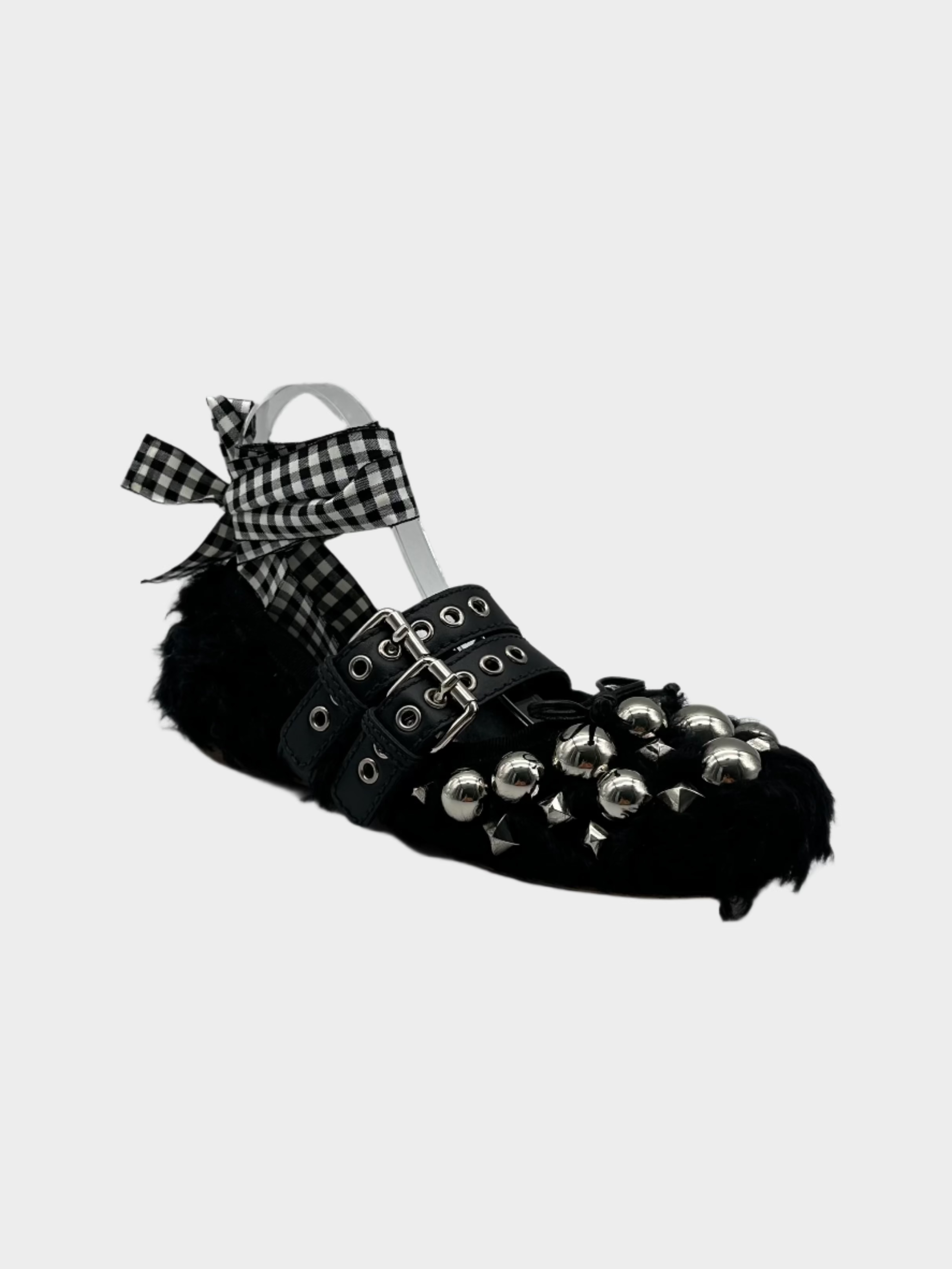 Ballerine In Eco Shearling Nero Con Borchie E Nastri
