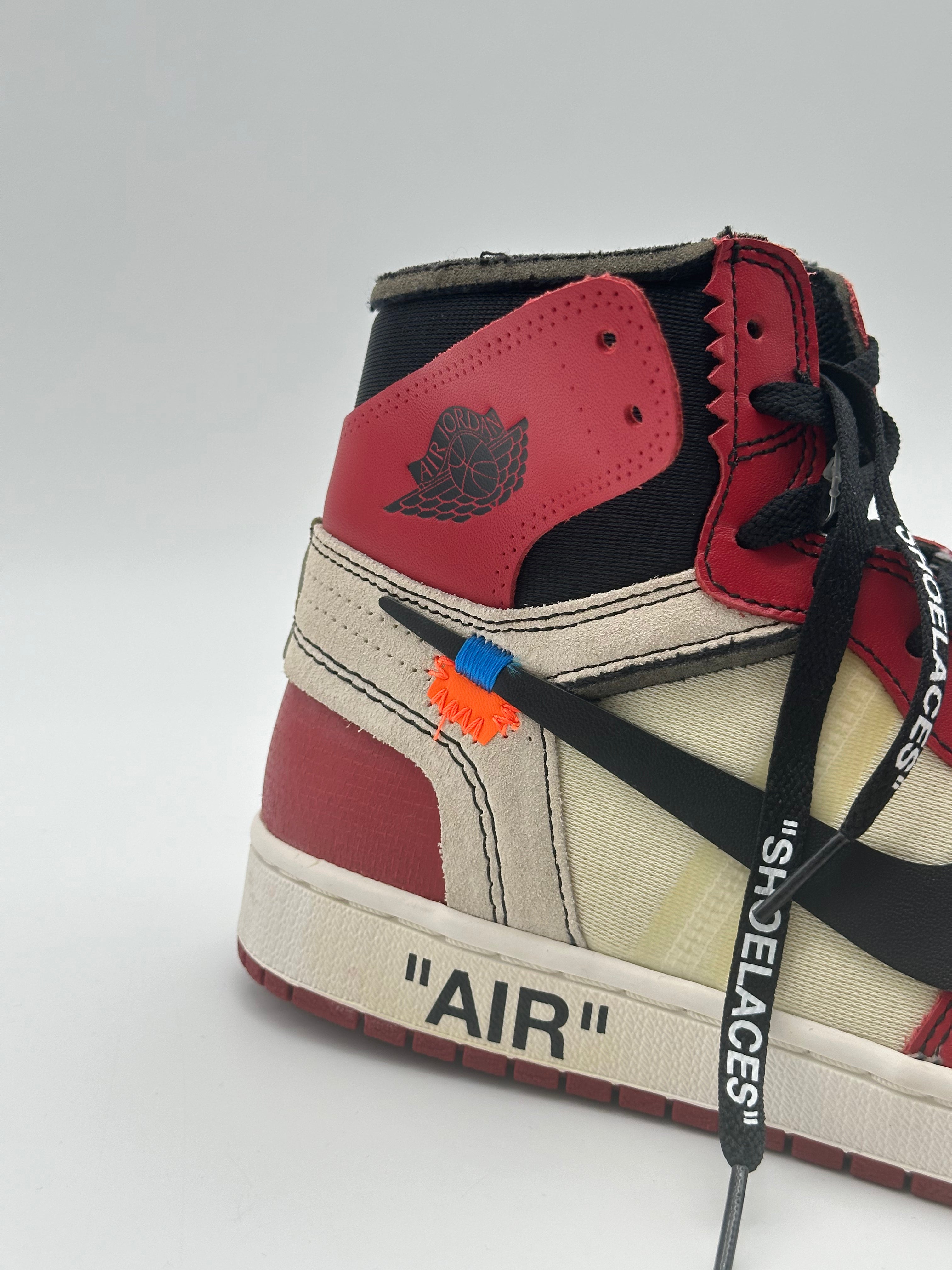 Sneakers Off-White X Nike Air Jordan 1 Chicago