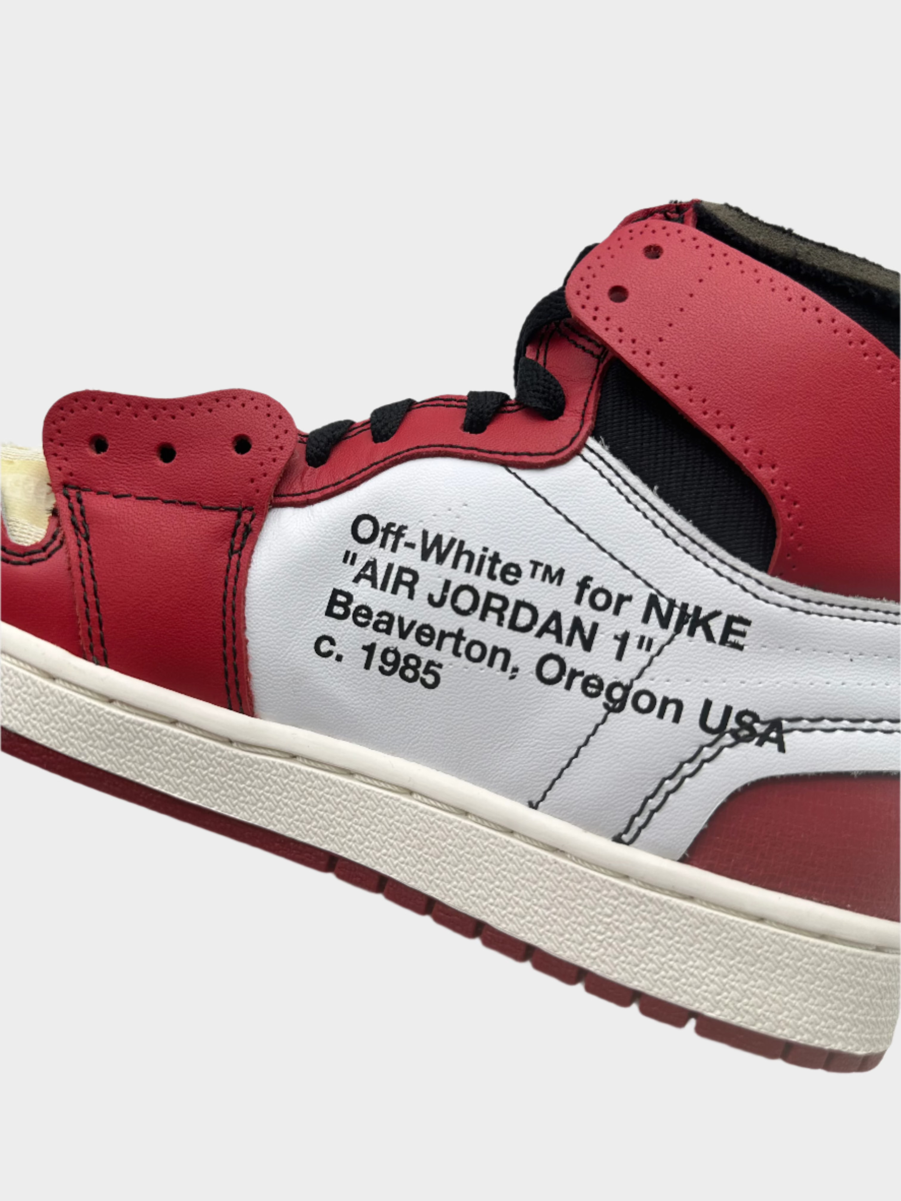 Sneakers Off-White X Nike Air Jordan 1 Chicago