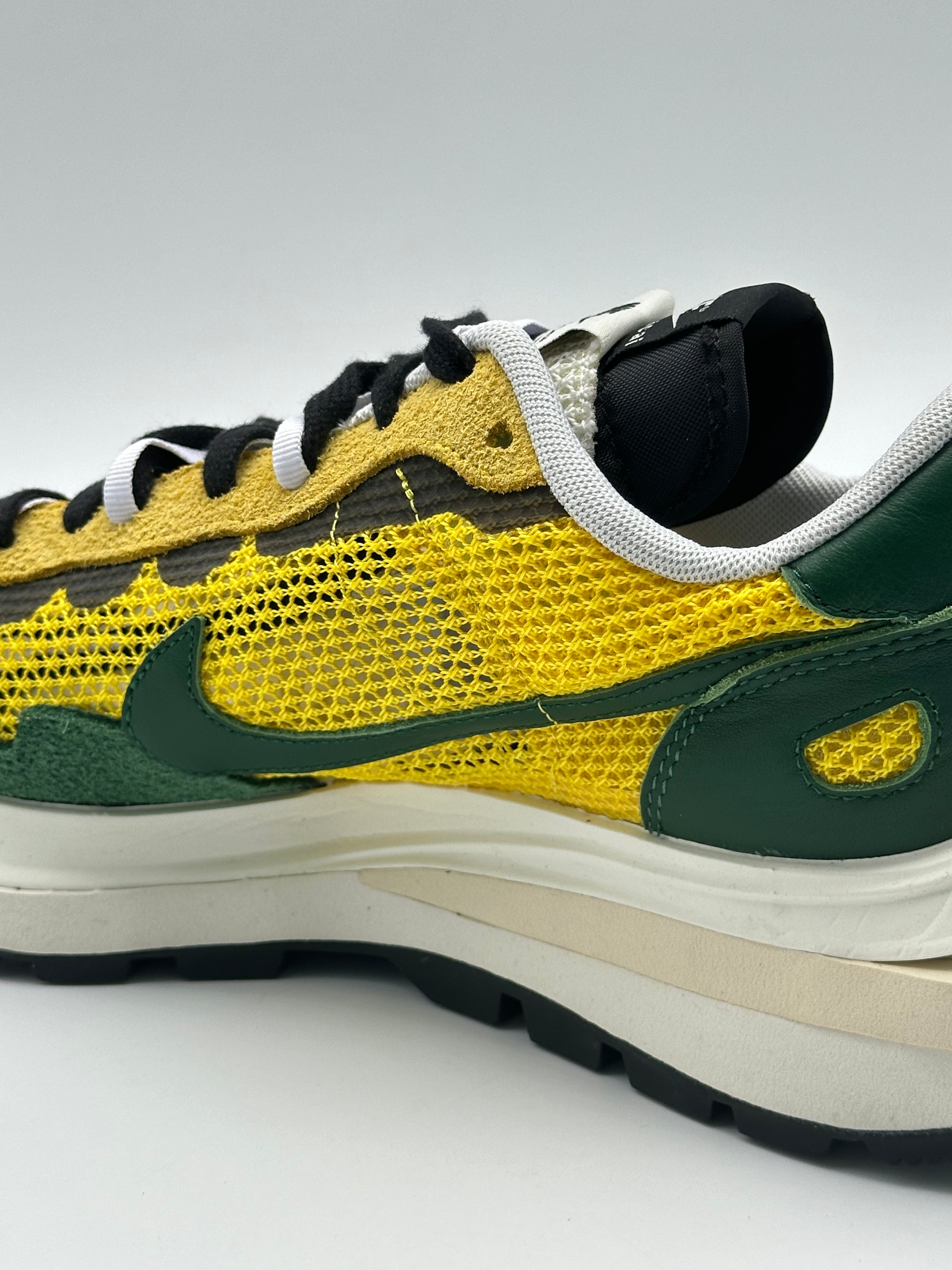 Sneakers Nike Vaporwaffle Sacai Tour Yellow Gorge Green