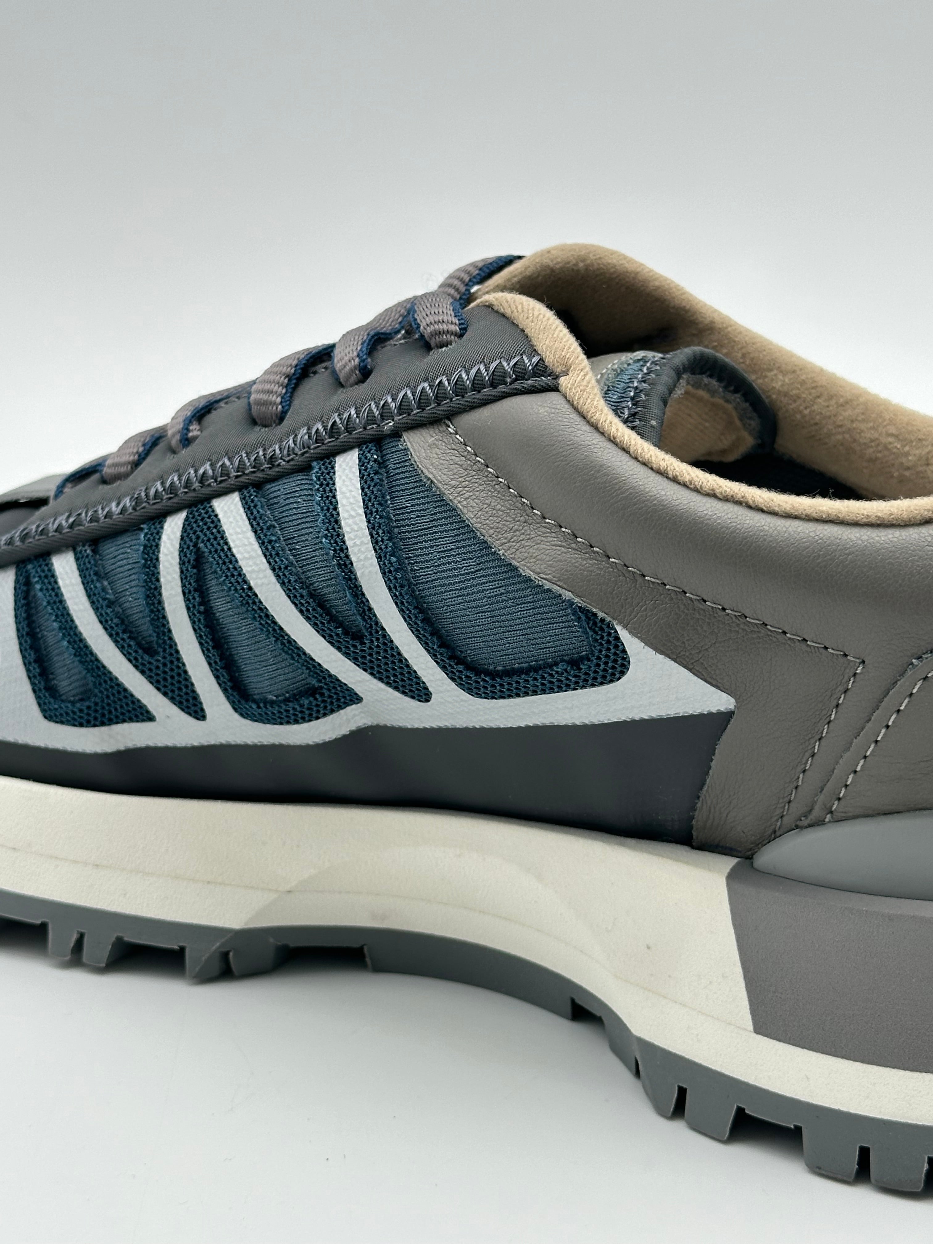 Sneaker Running Style Multimateriale Con Suola Chunky Grigio/Blu