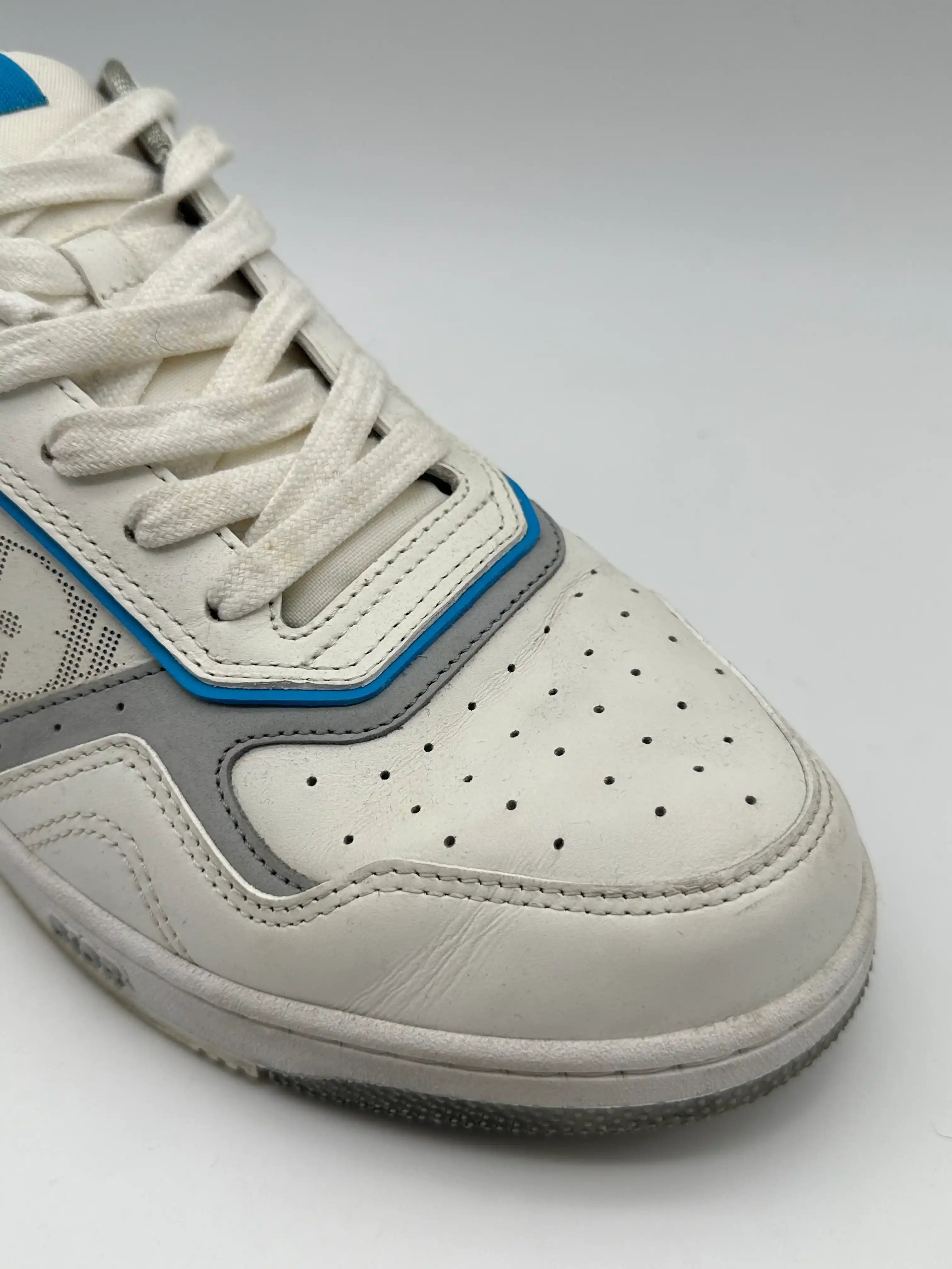 Sneakers B27 Low-Top Bianco Con Dettagli Azzurri