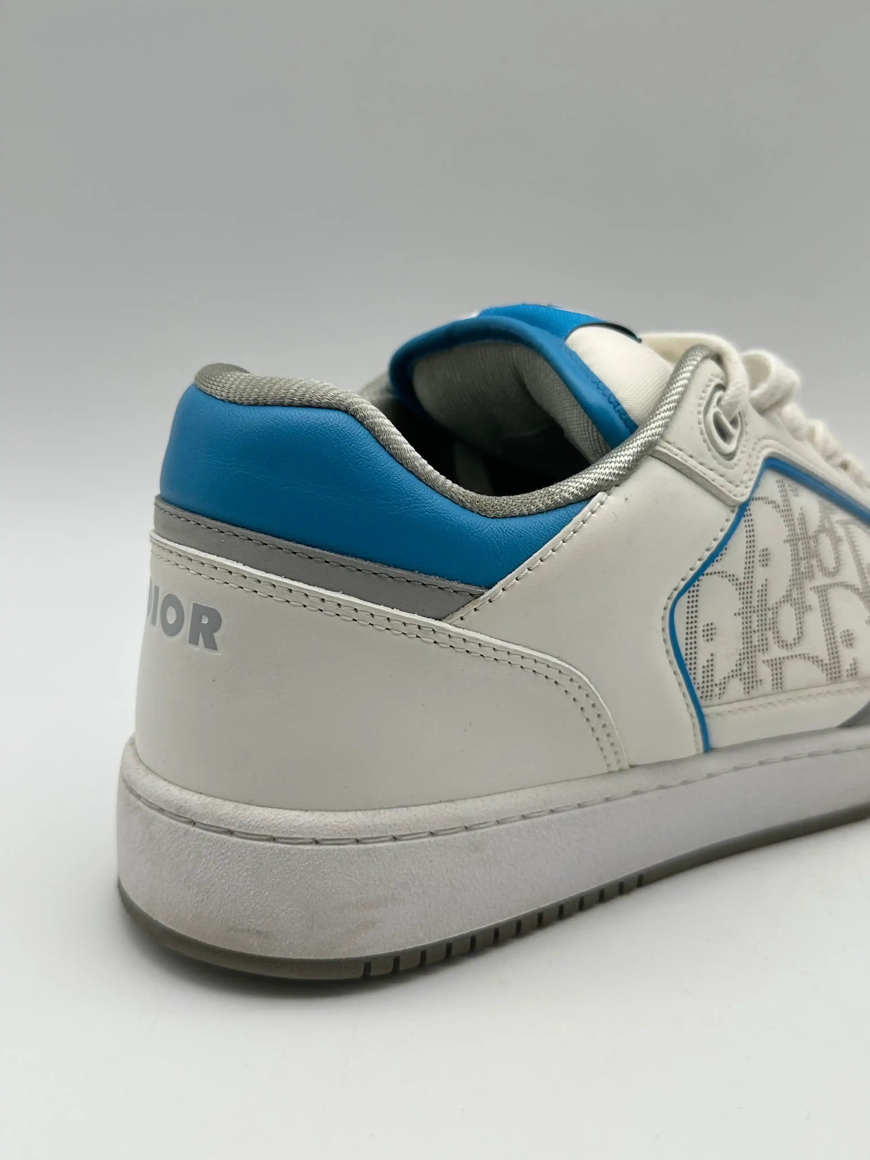 Sneakers B27 Low-Top Bianco Con Dettagli Azzurri
