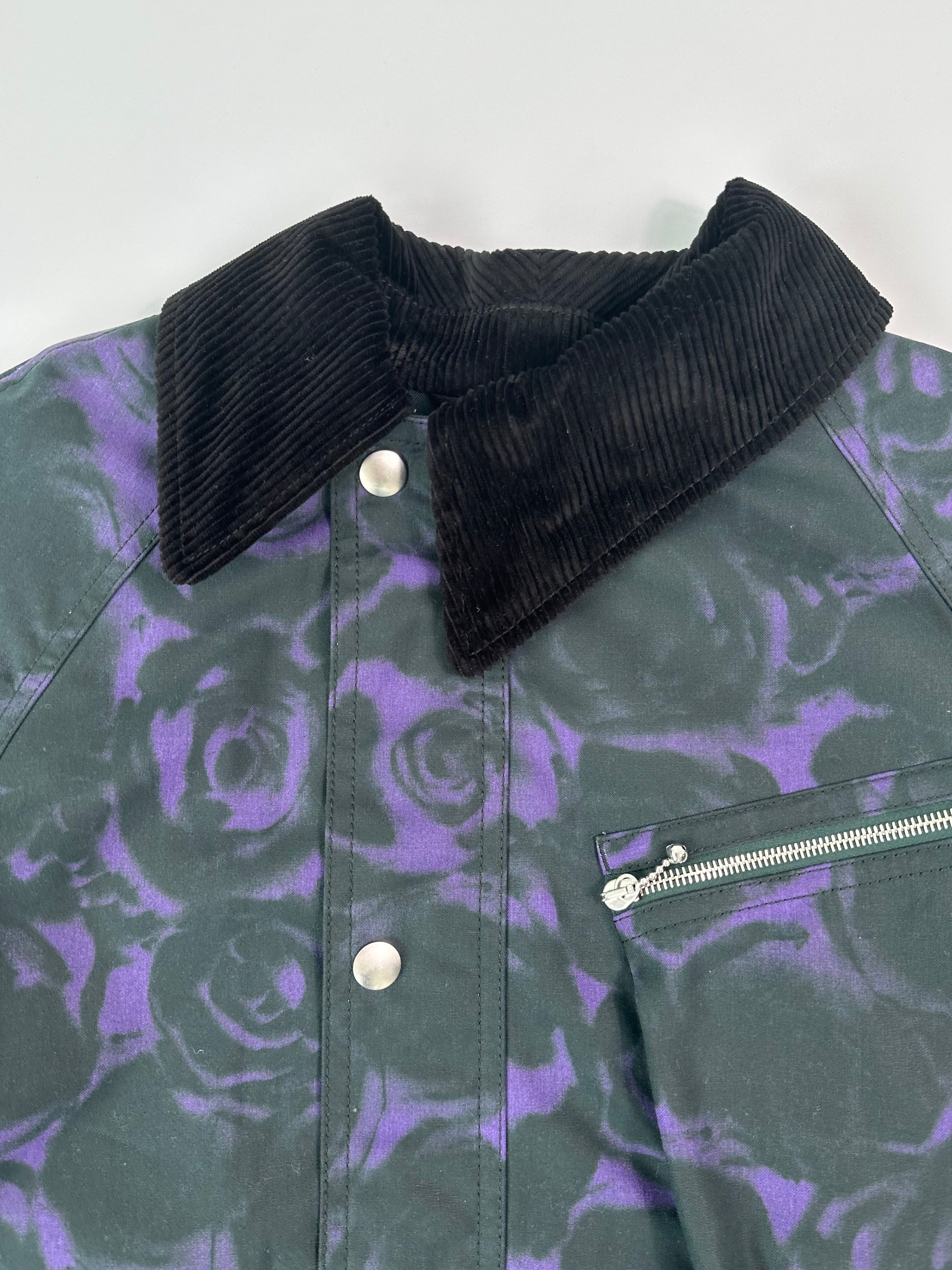Cappotto In Tela Tecnica Con Stampa Rose E Colletto In Velluto Nero