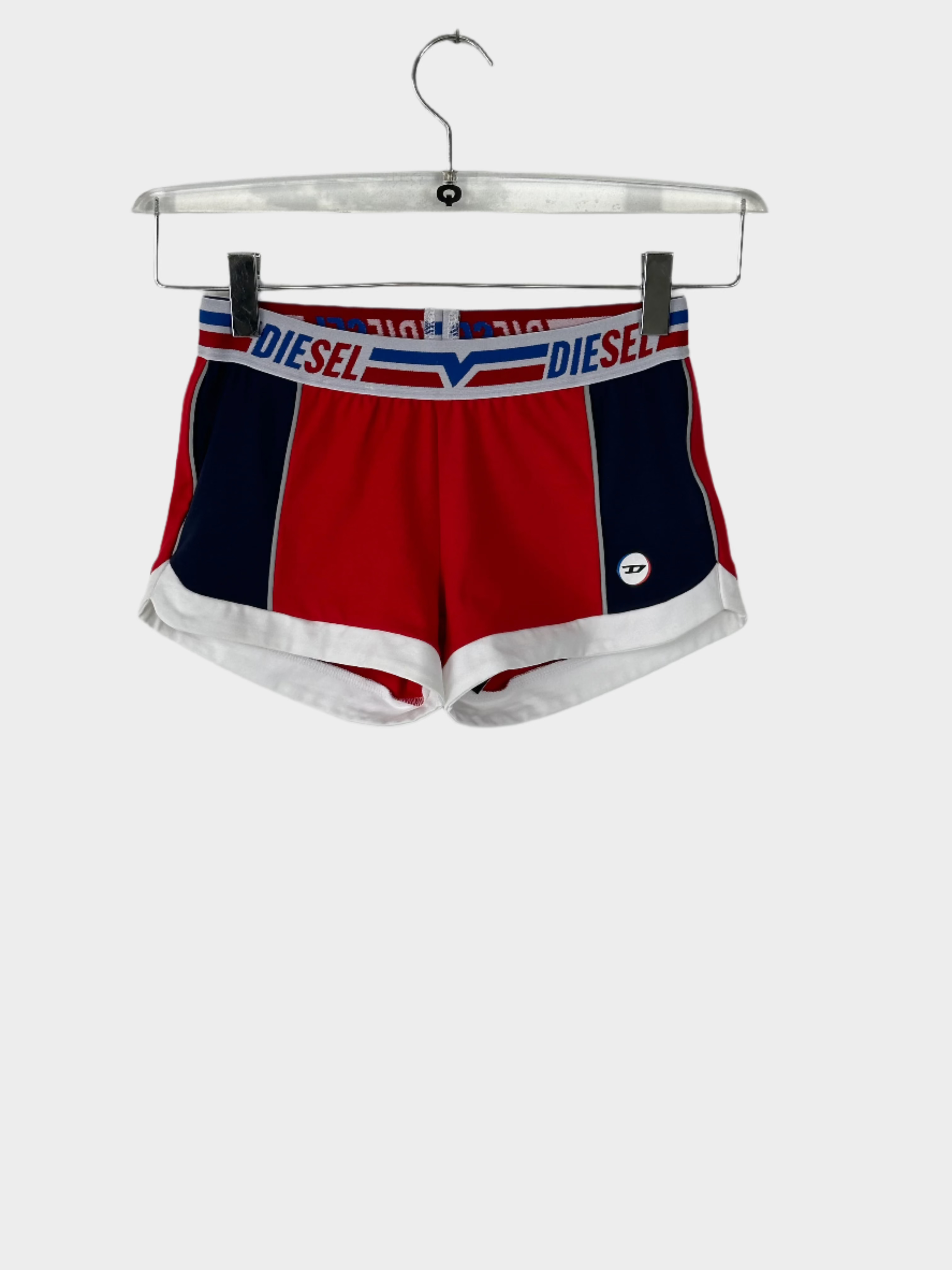 Shorts with elastic band