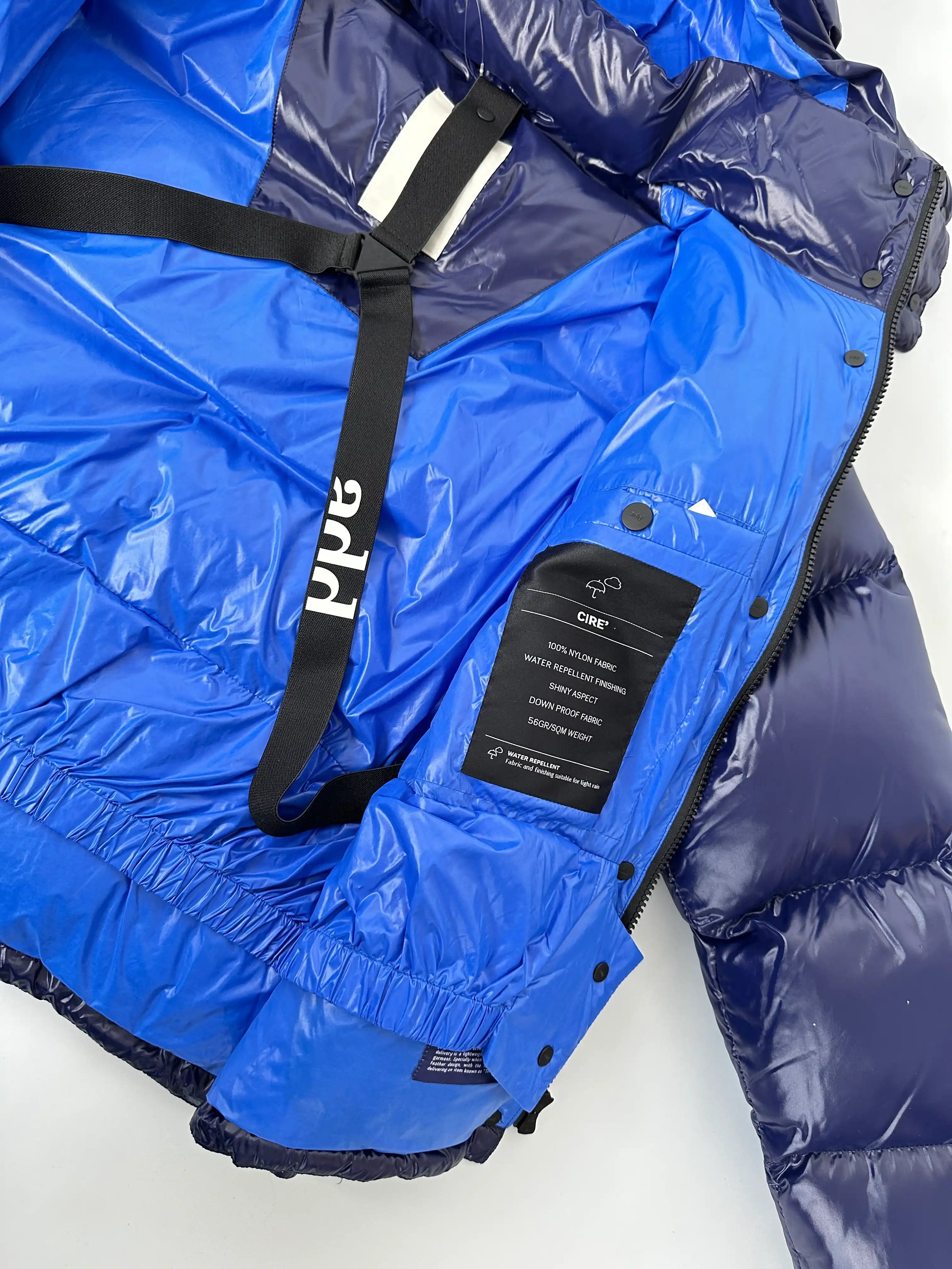 Piumino da donna blu scuro
