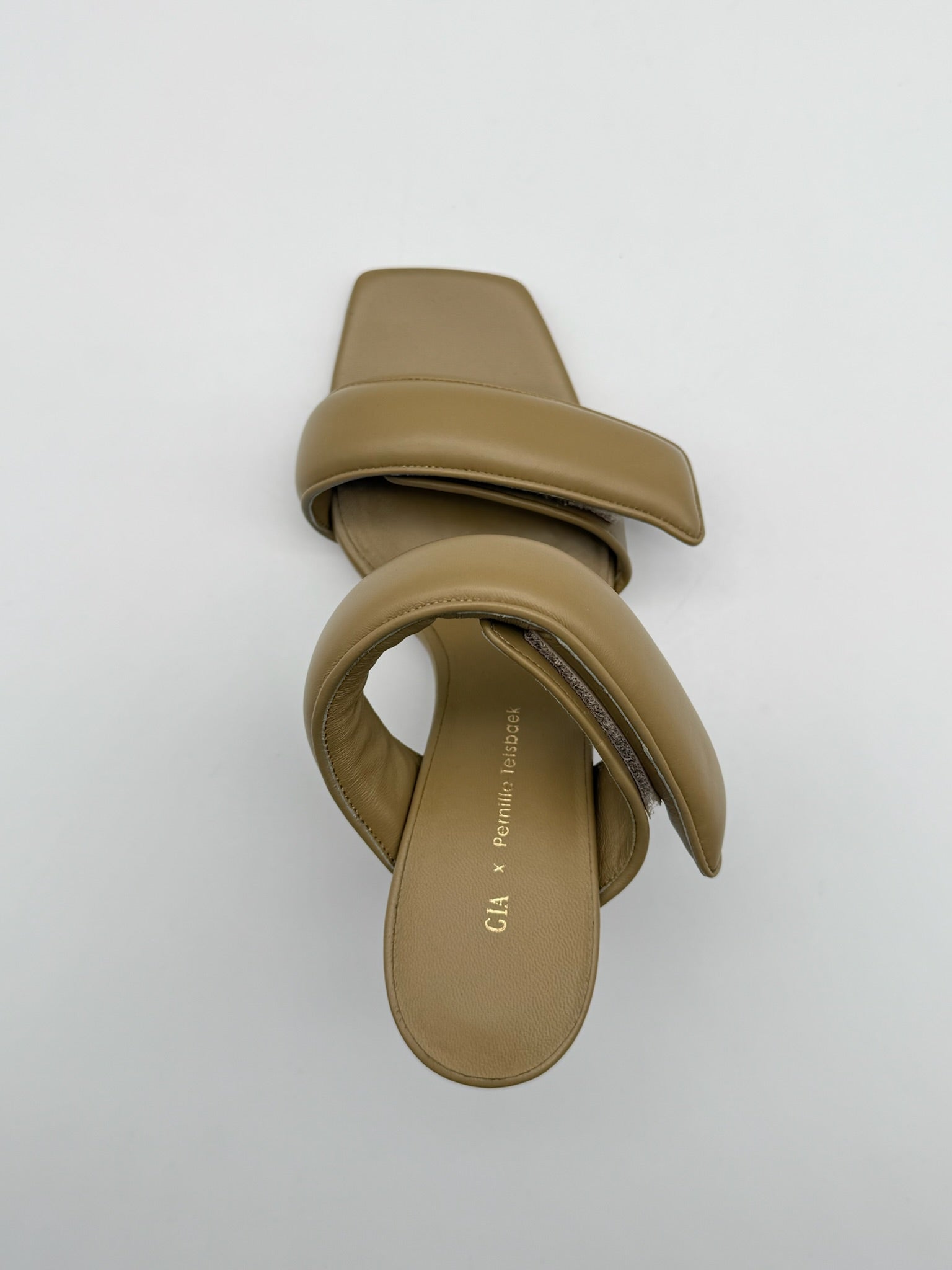 Sandali Cammello Con Doppia Fascia