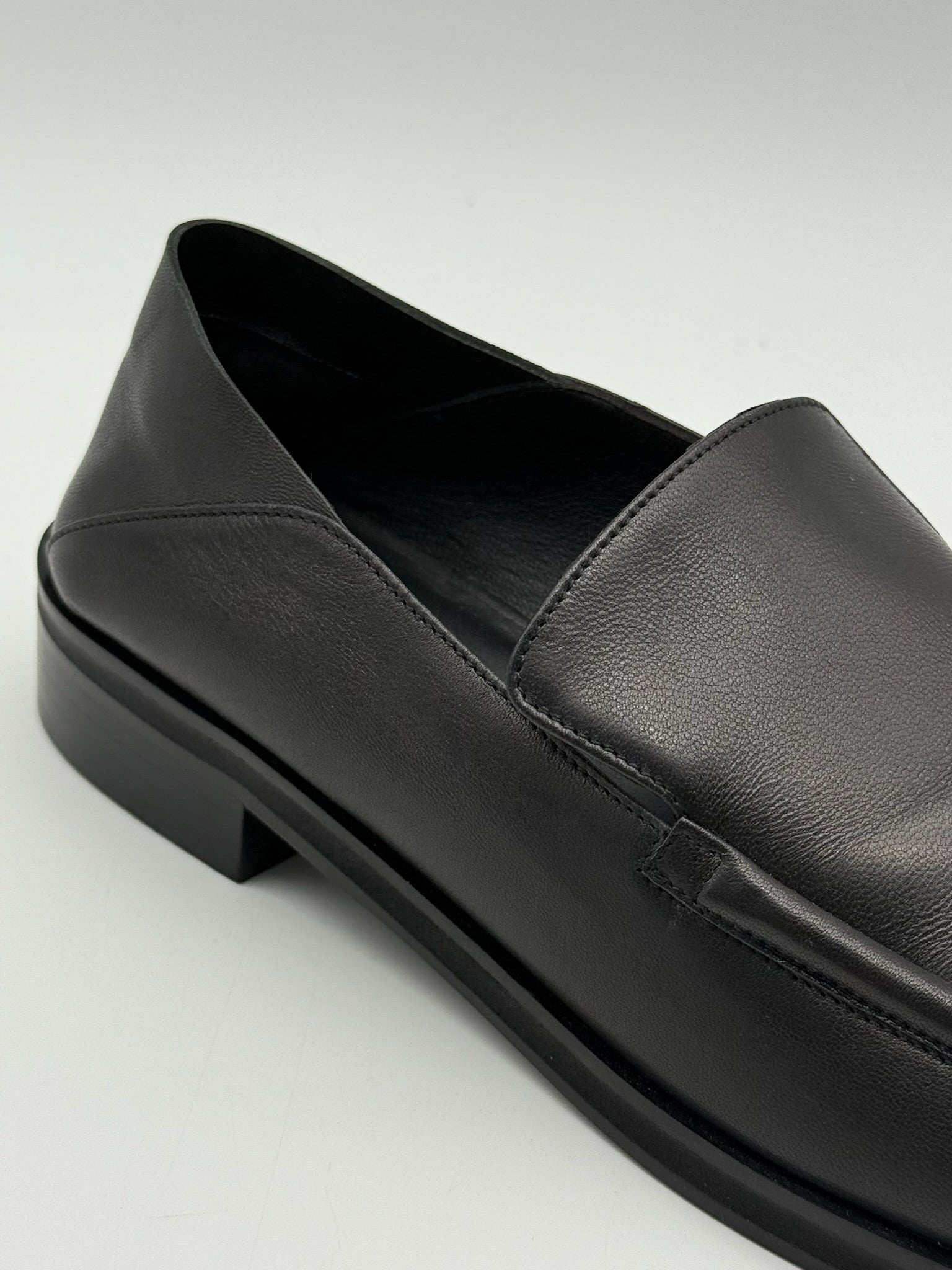 Mocassini Neri In Pelle