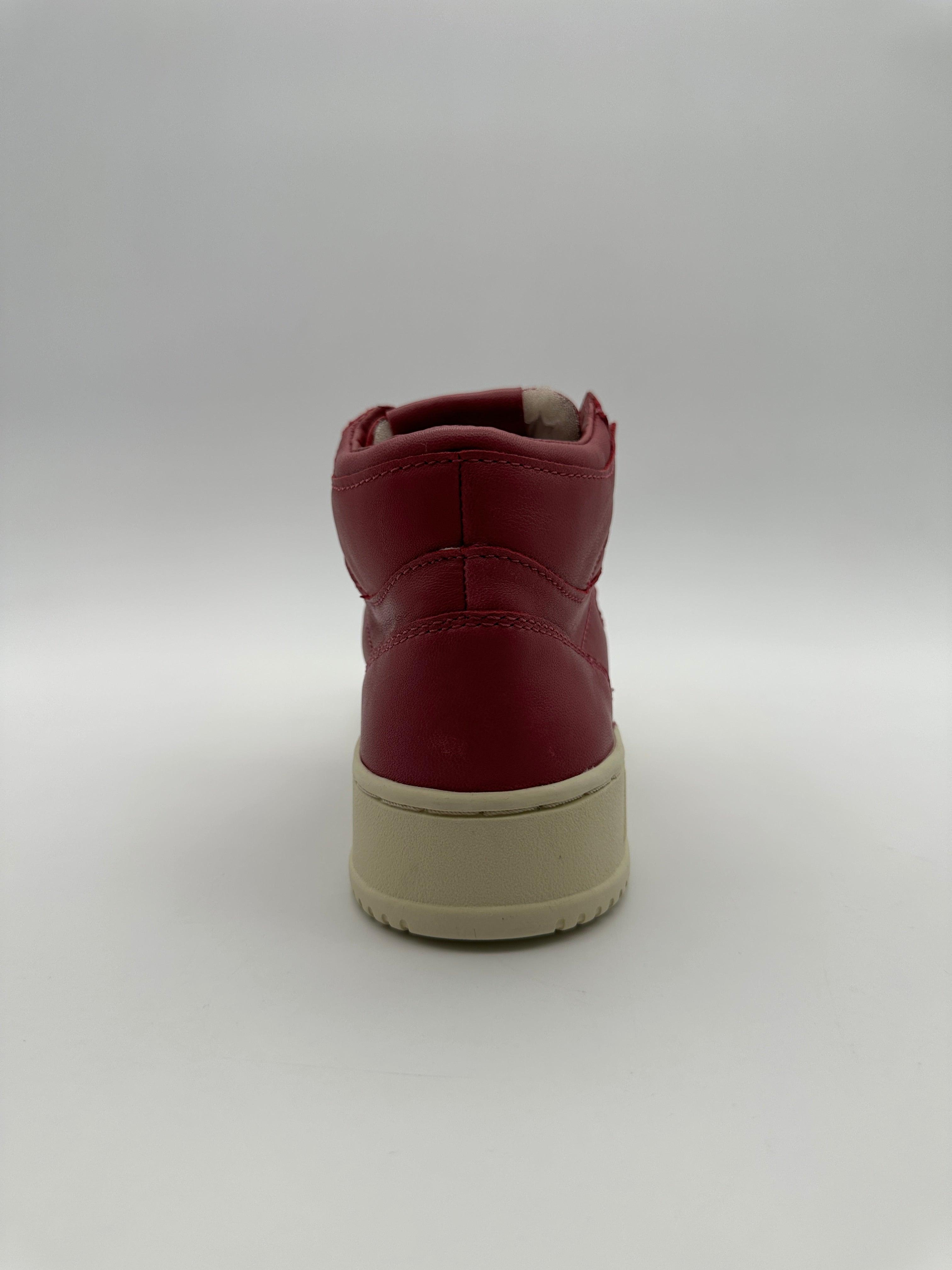 Autry Mid Sneakers