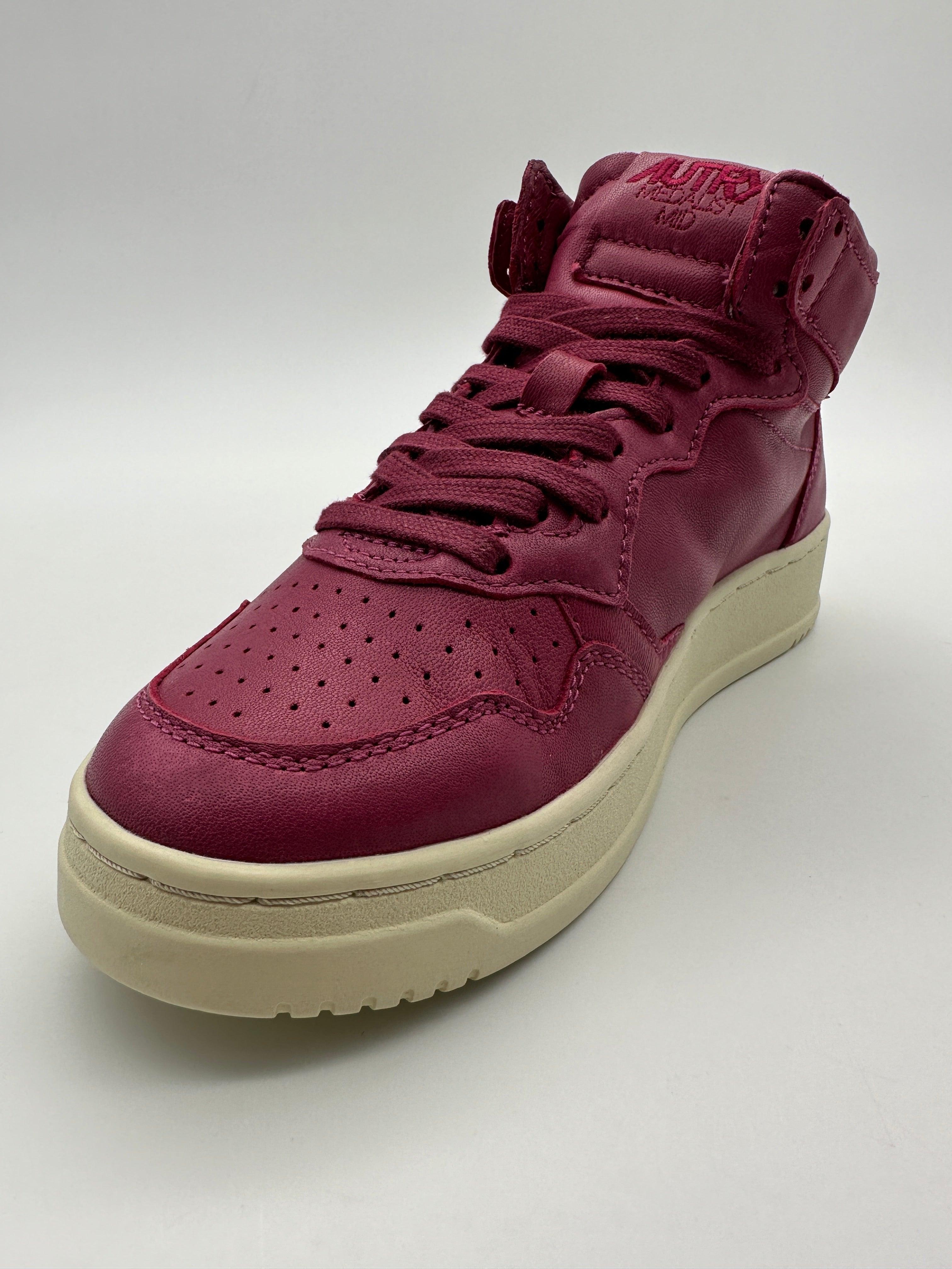 Autry Mid Sneakers