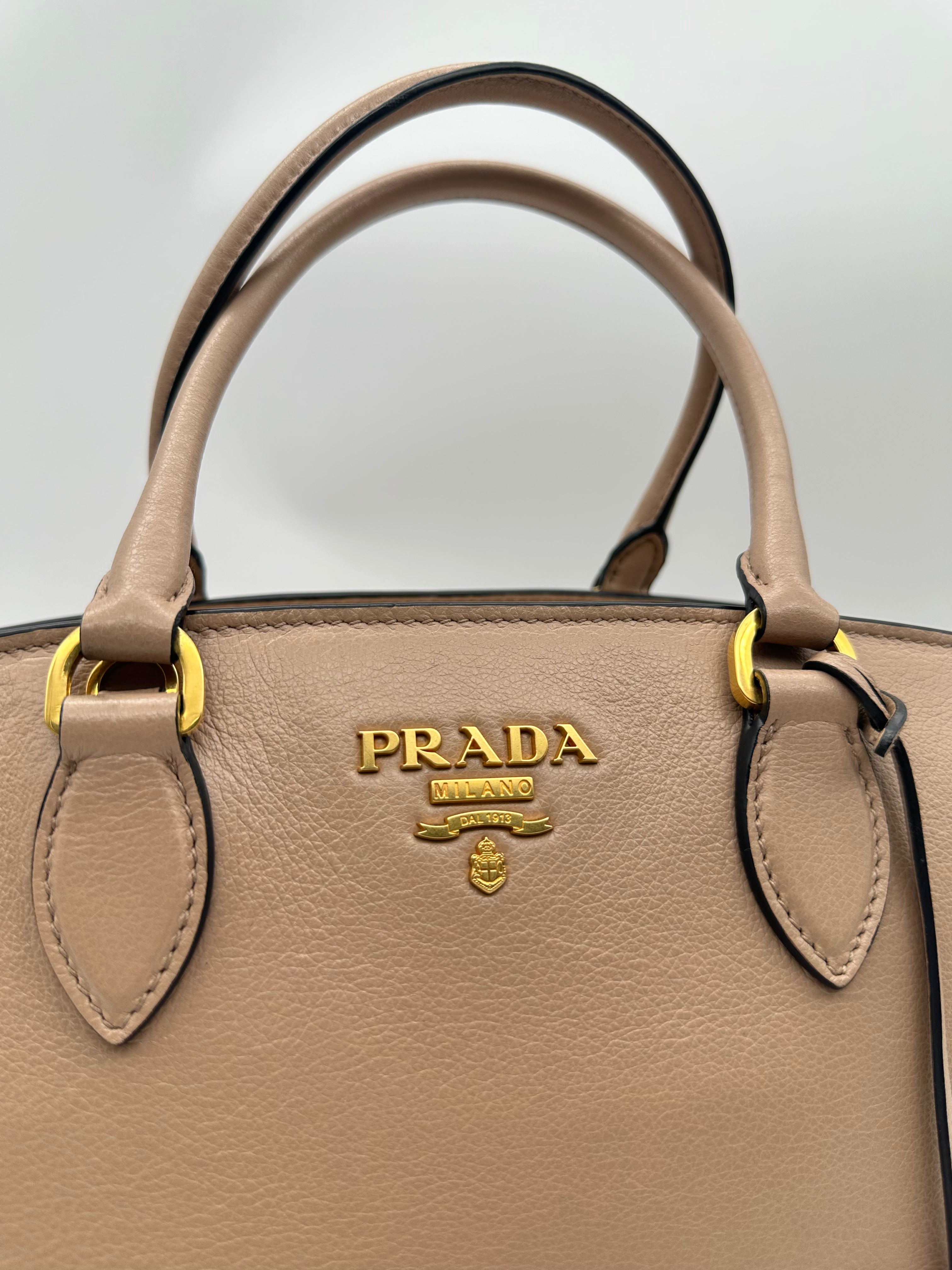 Galleria Medium Bag