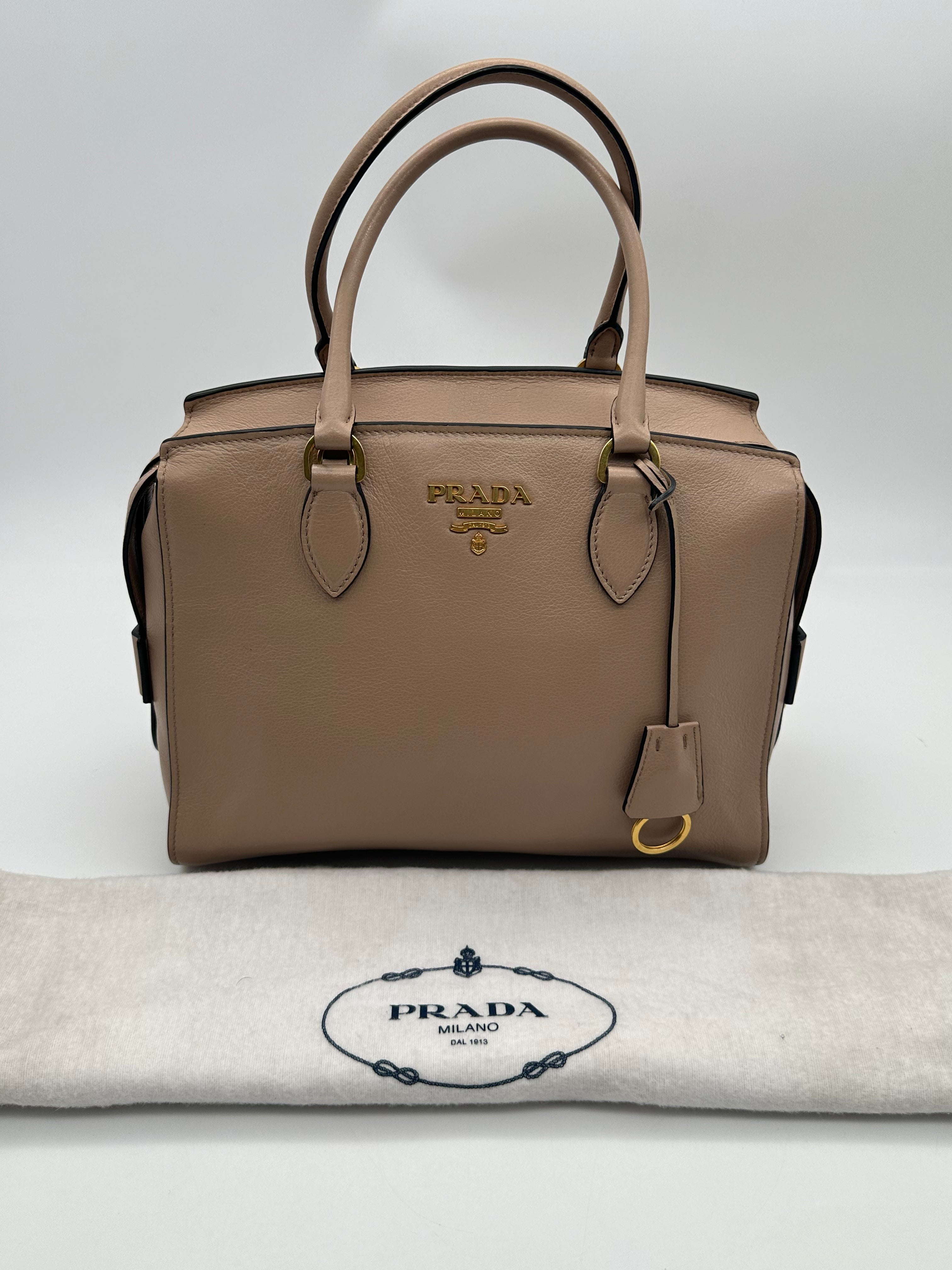 Galleria Medium Bag