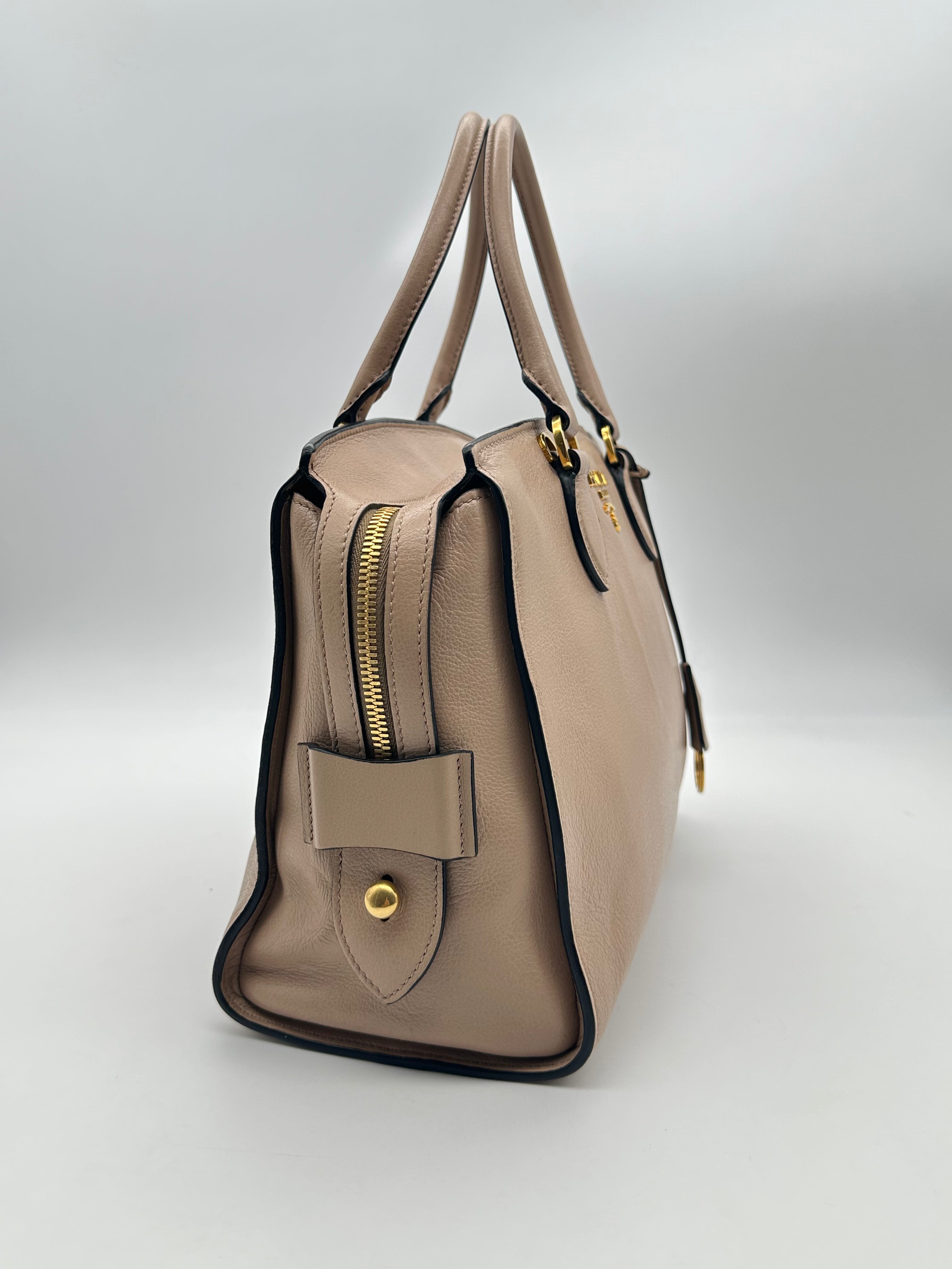 Galleria Medium Bag