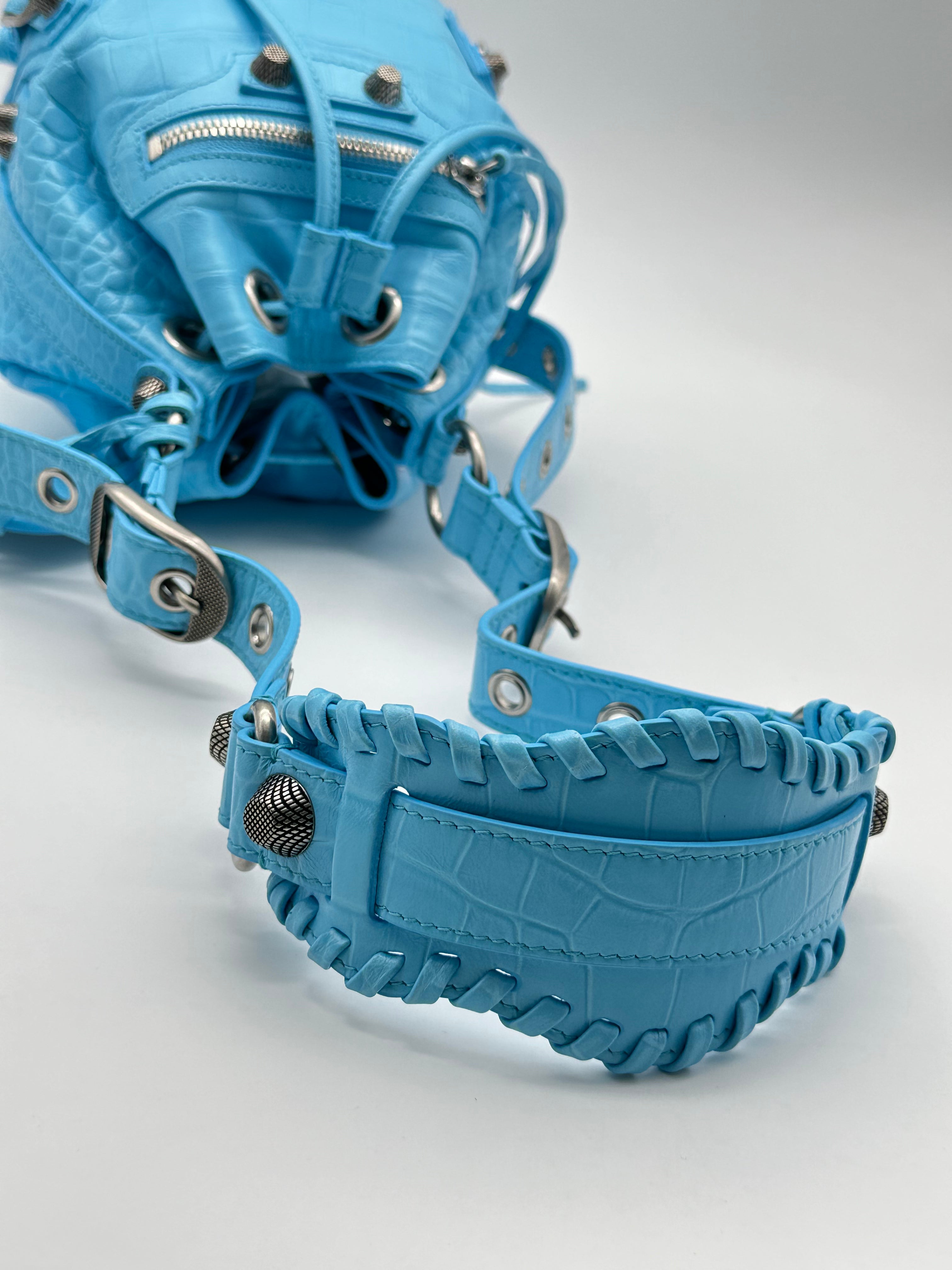 The Cagole Bucket Bag